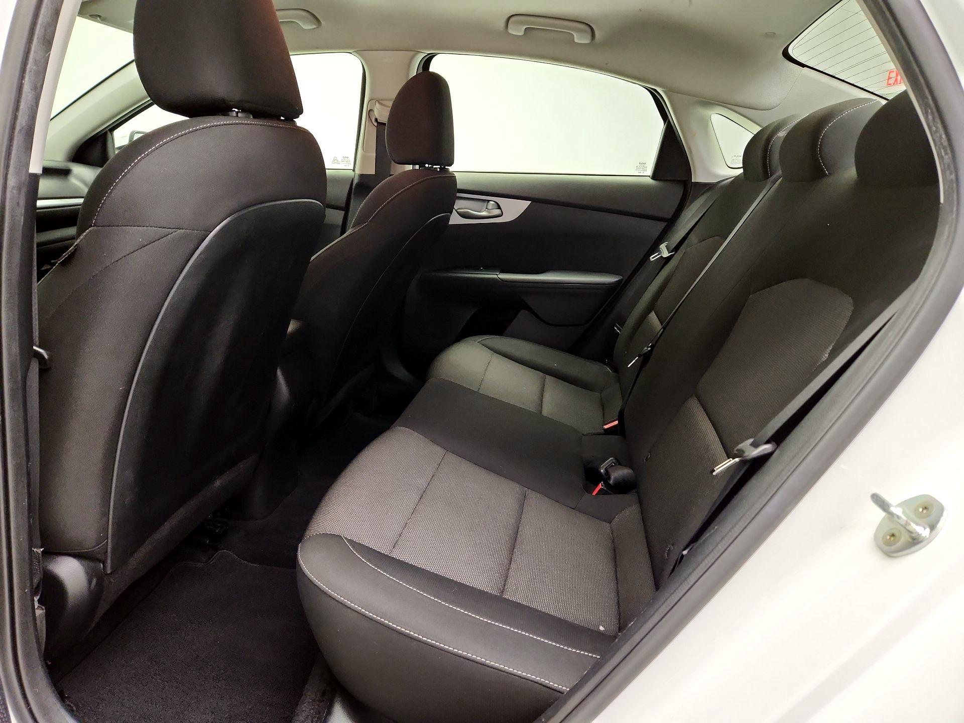 Thumbnail: 2022 Kia Forte - 19