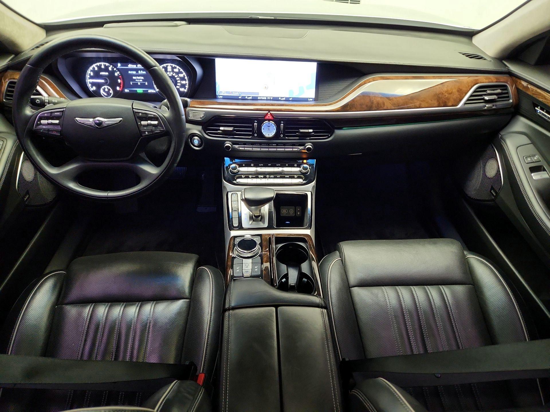 Thumbnail: 2019 Genesis G90 - 9