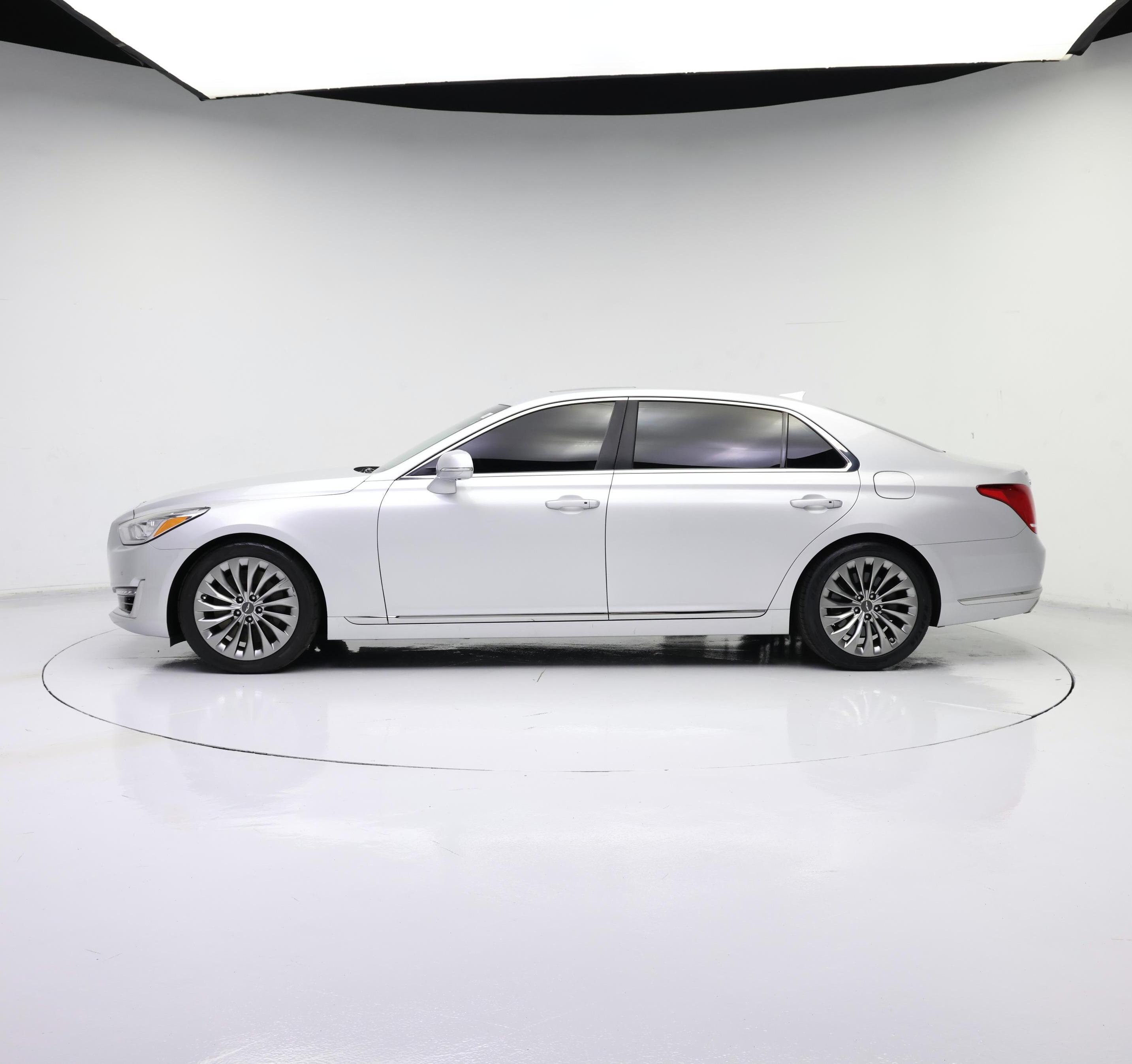 Thumbnail: 2019 Genesis G90 - 3