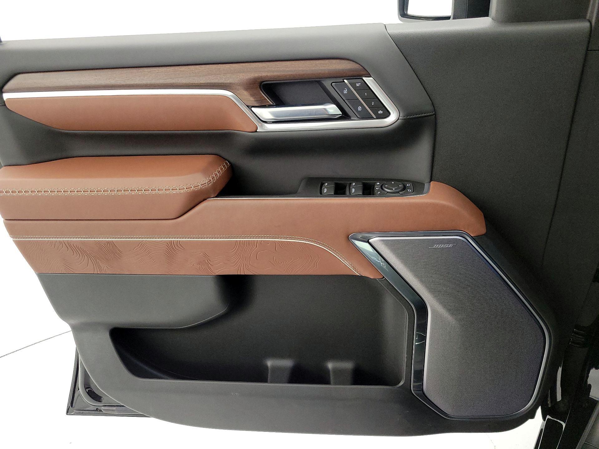 Thumbnail: 2025 GMC Sierra 2500 - 12