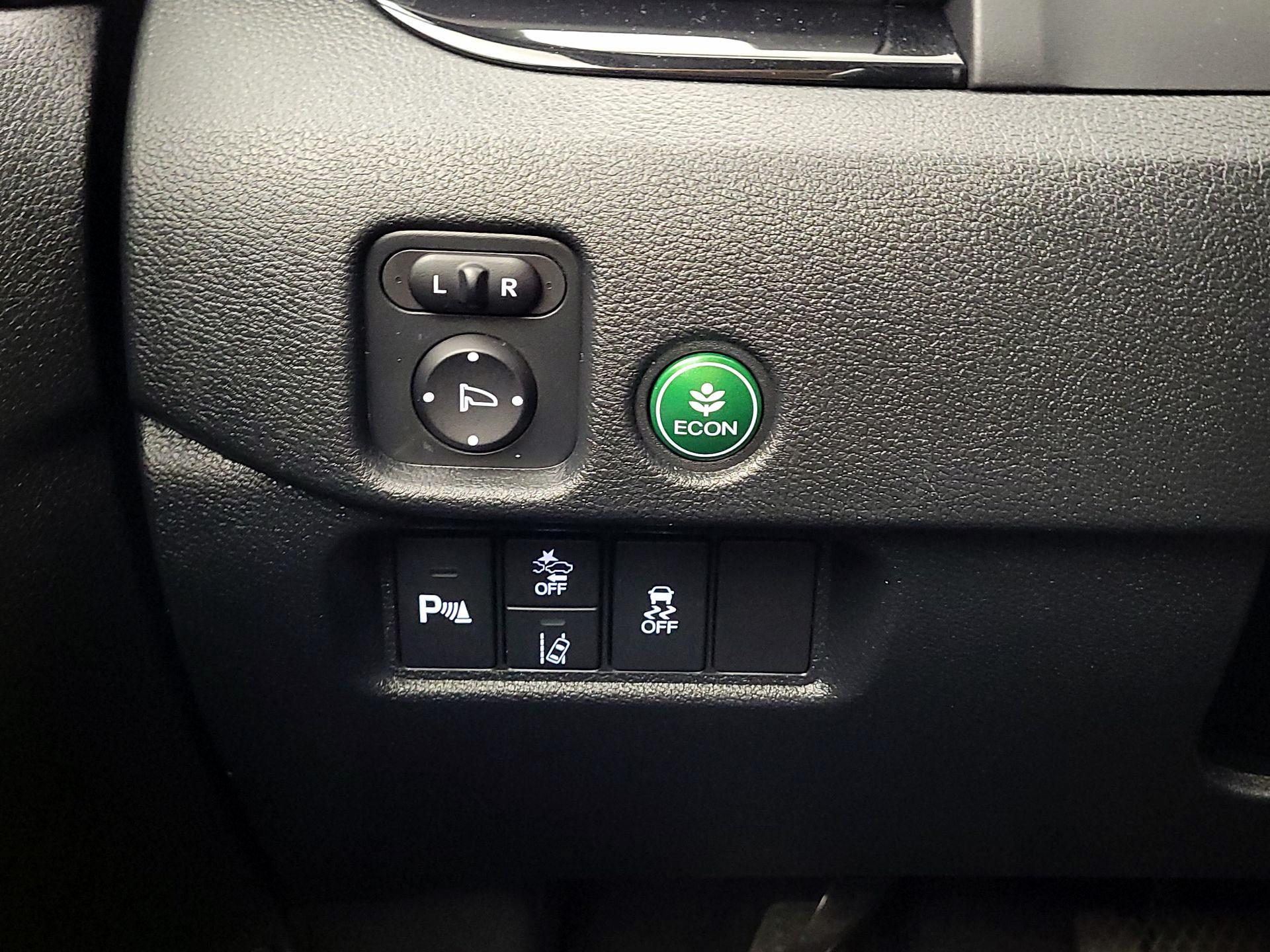 Thumbnail: 2022 Honda Pilot - 13