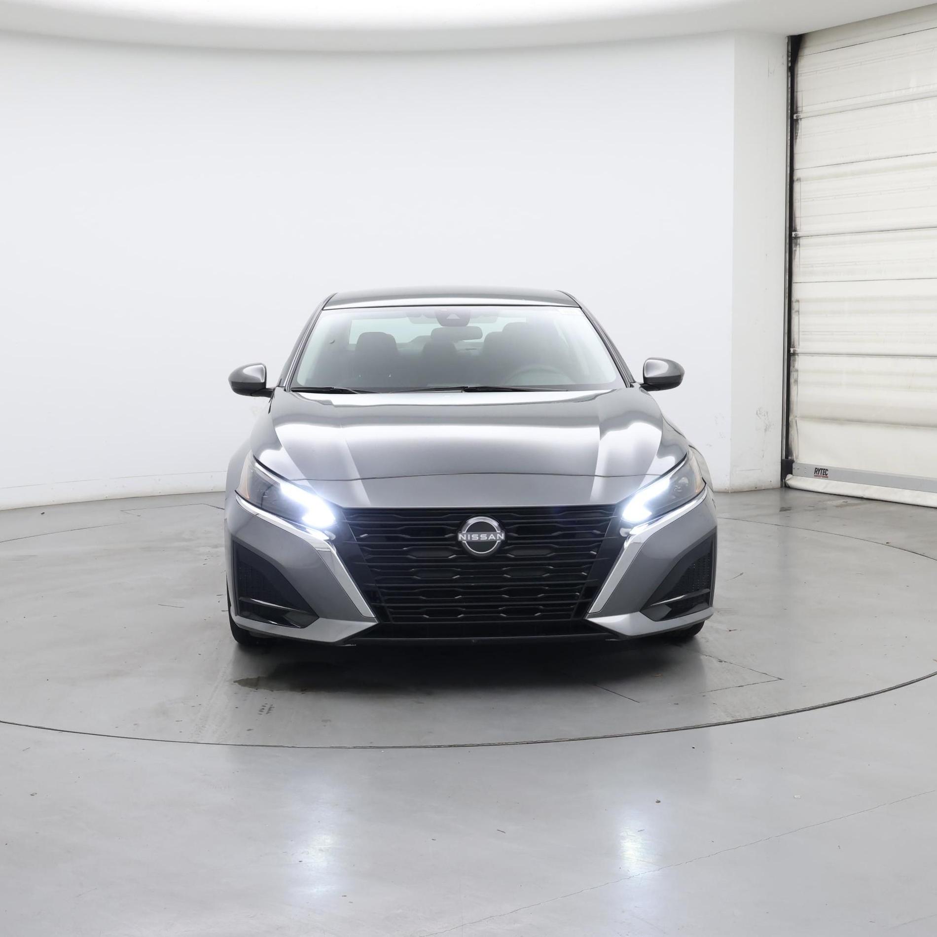 Thumbnail: 2023 Nissan Altima - 5