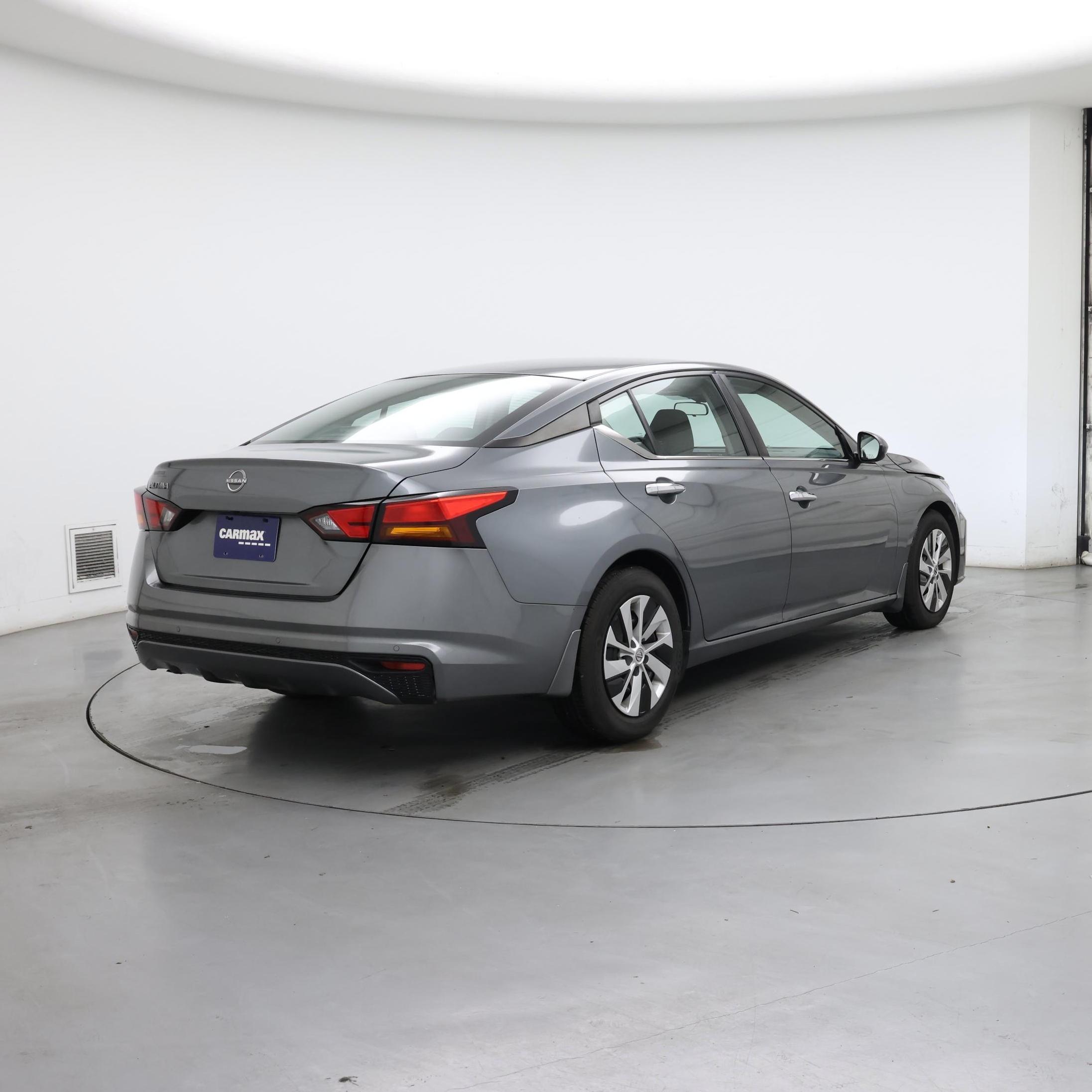 Thumbnail: 2023 Nissan Altima - 8