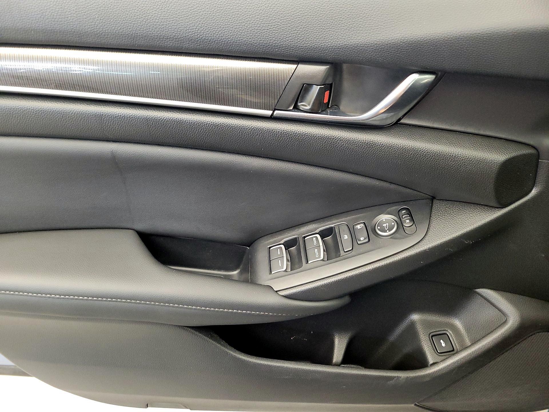 Thumbnail: 2022 Honda Accord - 12