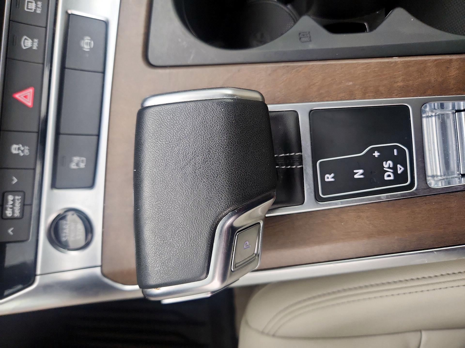 Thumbnail: 2024 Audi A6 - 18