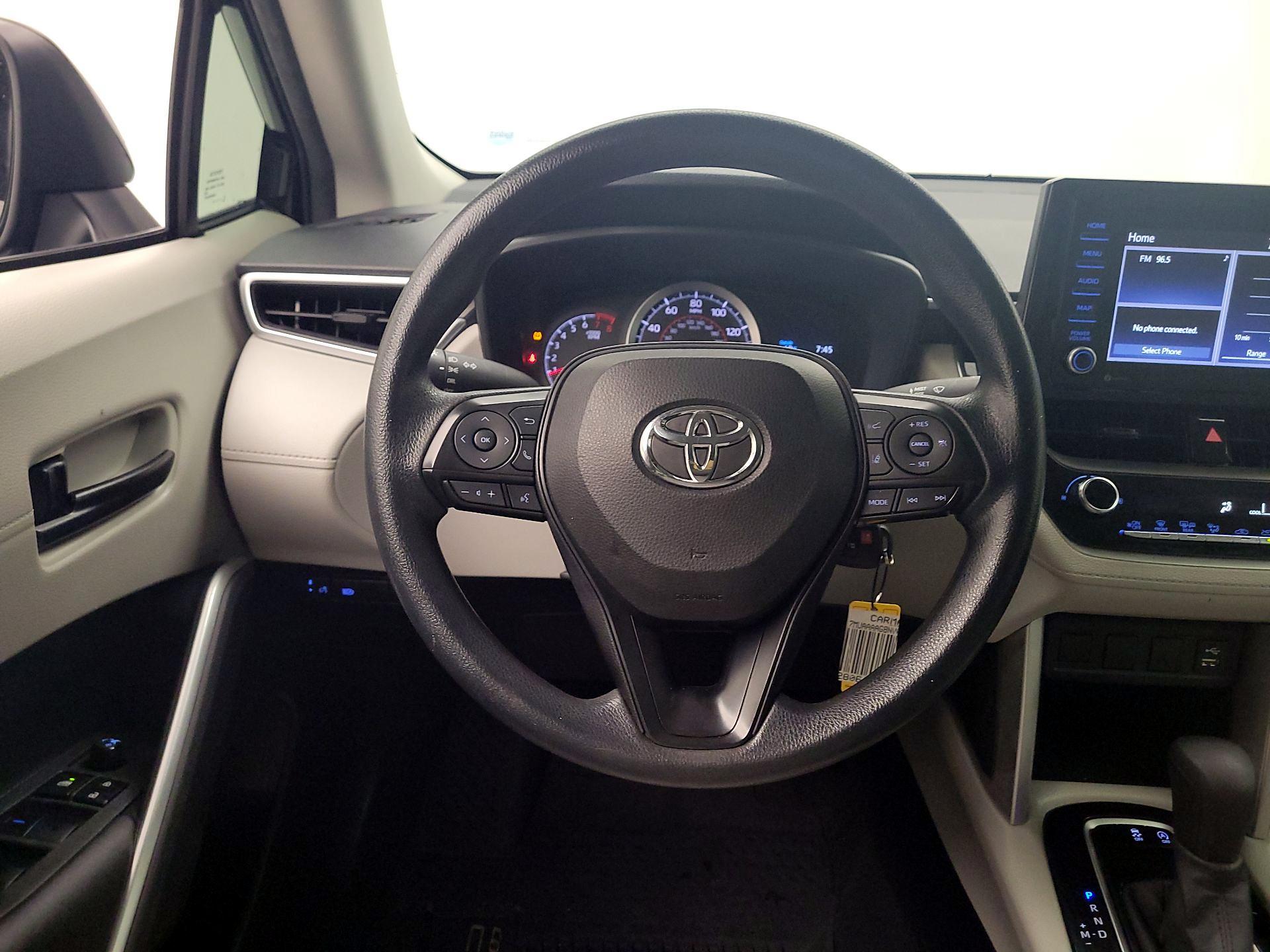 Thumbnail: 2022 Toyota Corolla Cross - 10