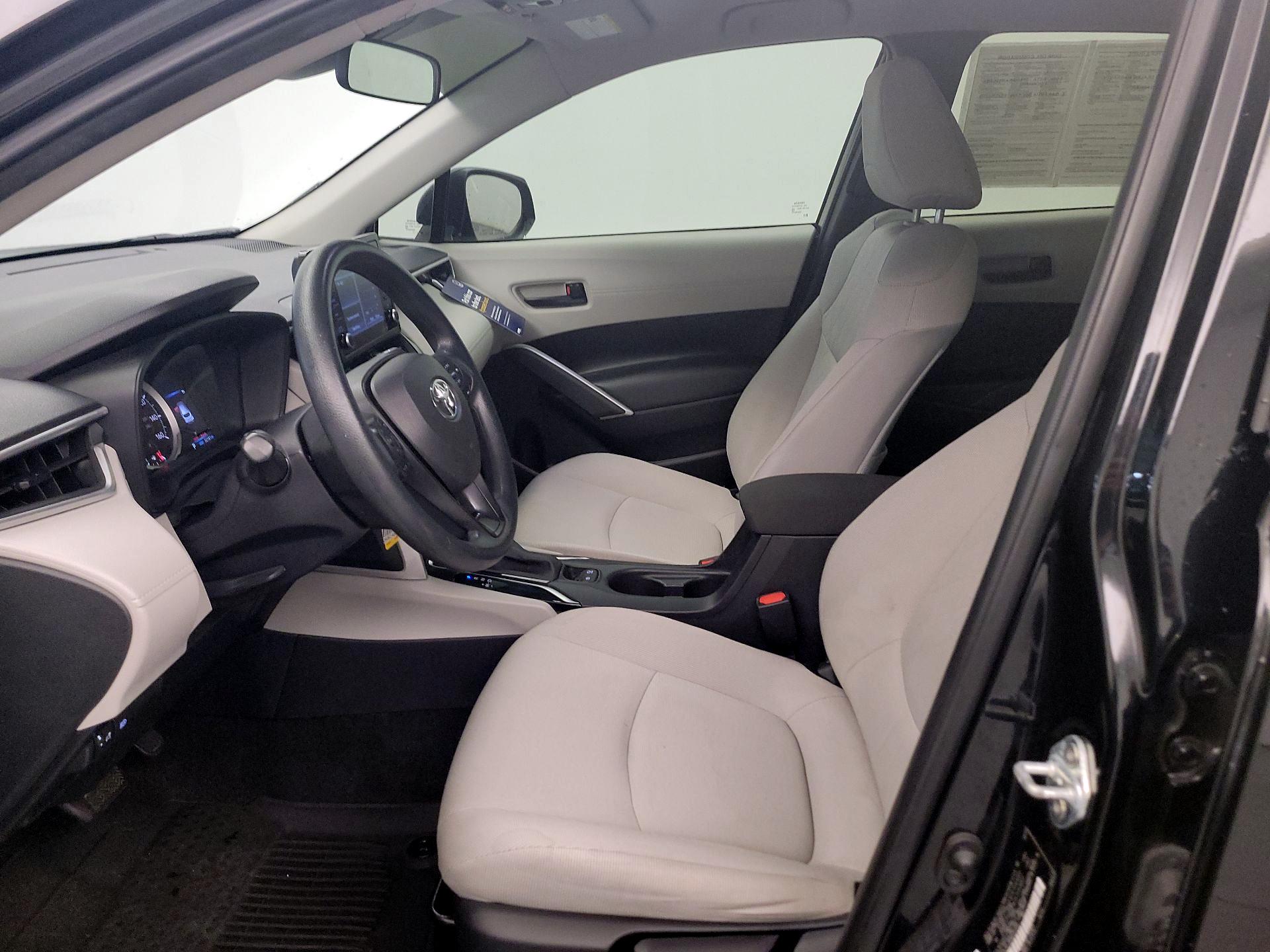 Thumbnail: 2022 Toyota Corolla Cross - 11