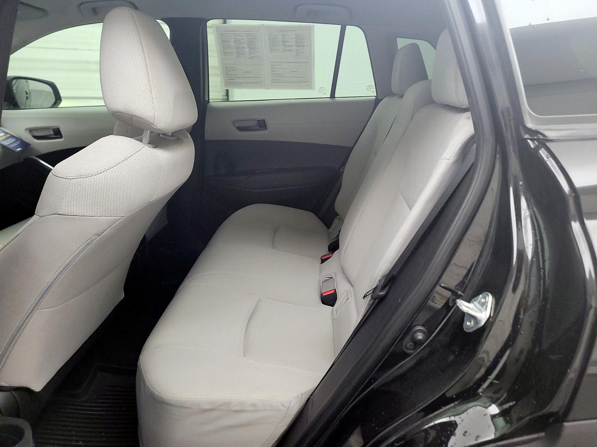 Thumbnail: 2022 Toyota Corolla Cross - 16