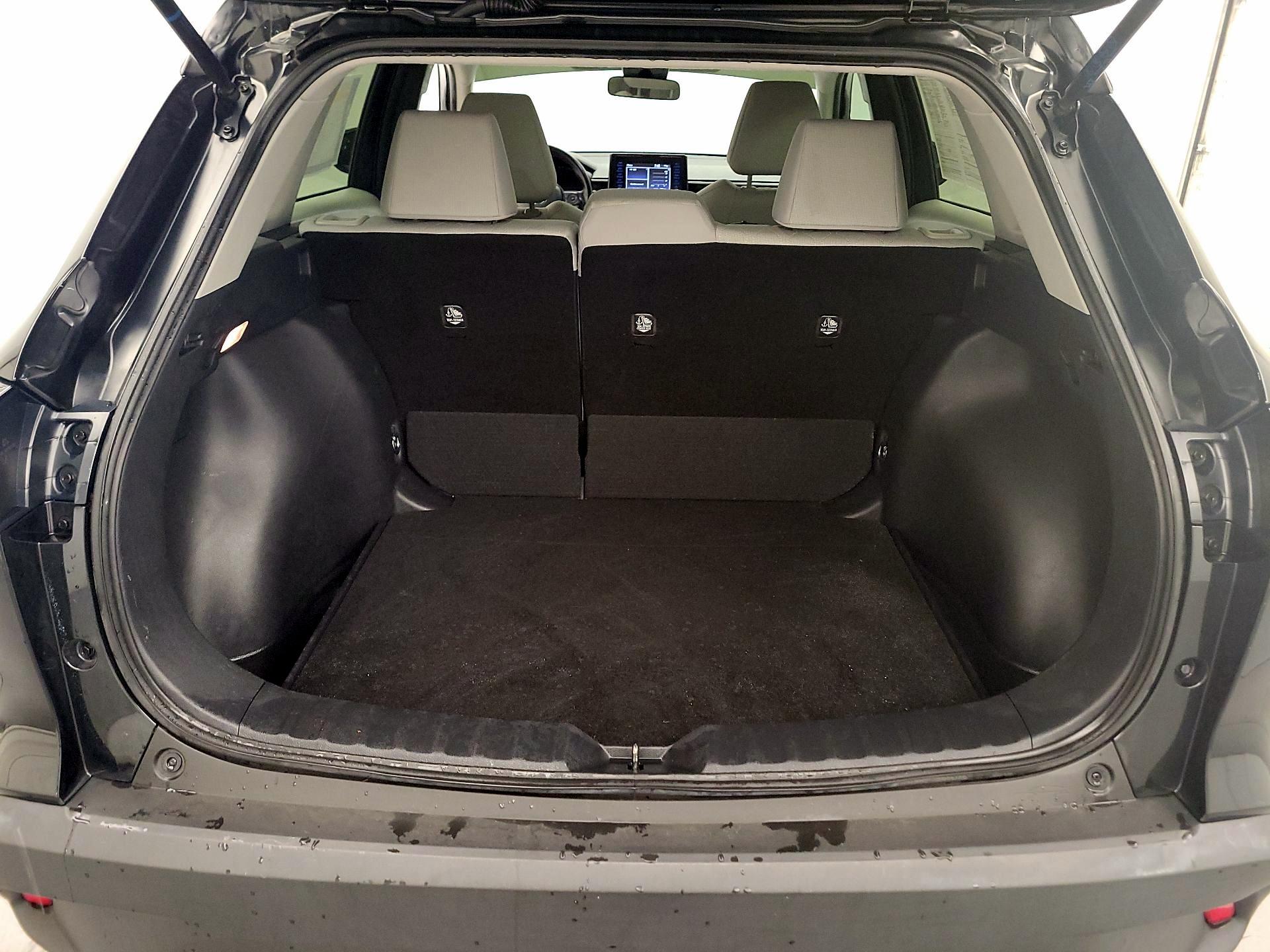 Thumbnail: 2022 Toyota Corolla Cross - 17