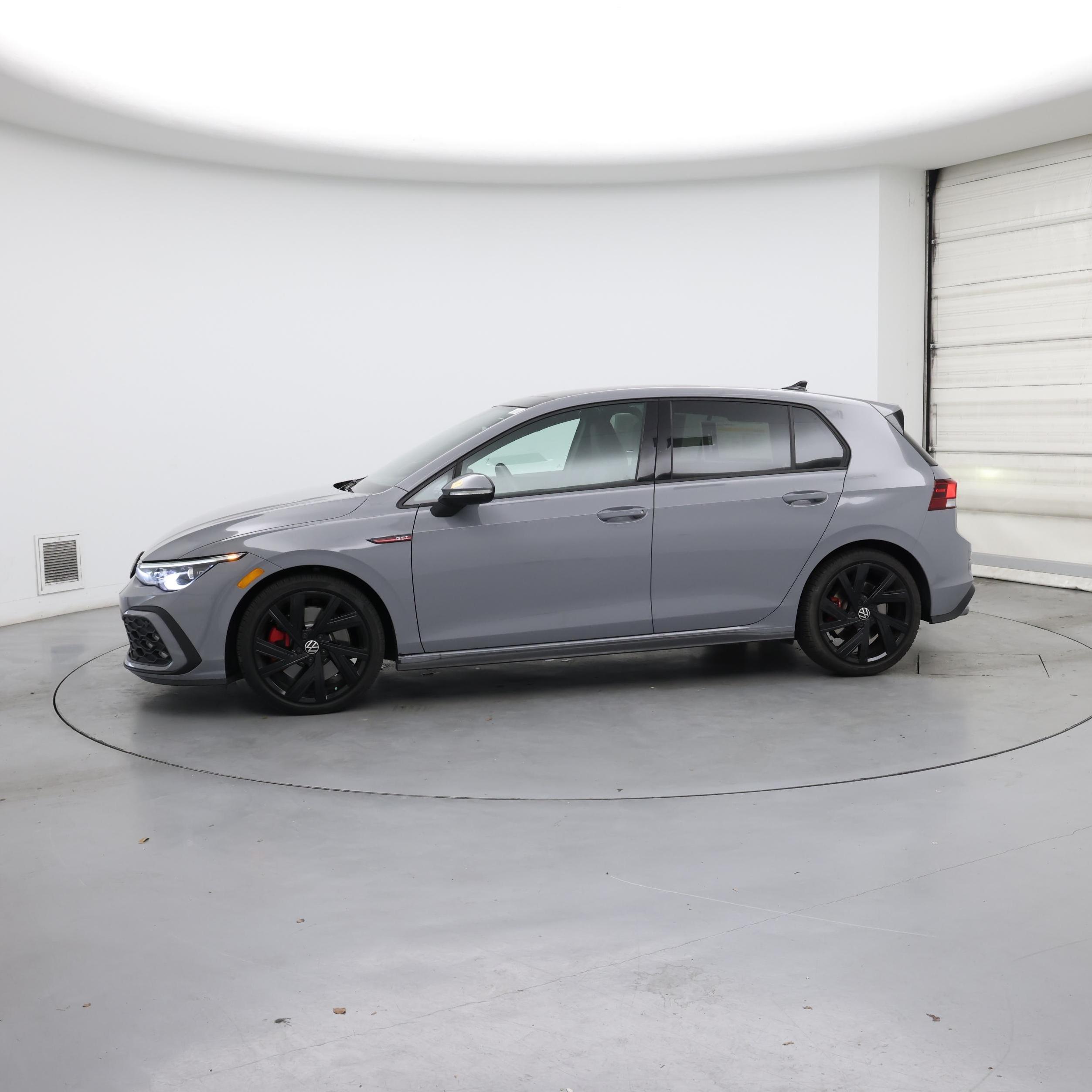 Thumbnail: 2023 Volkswagen Atlas - 3