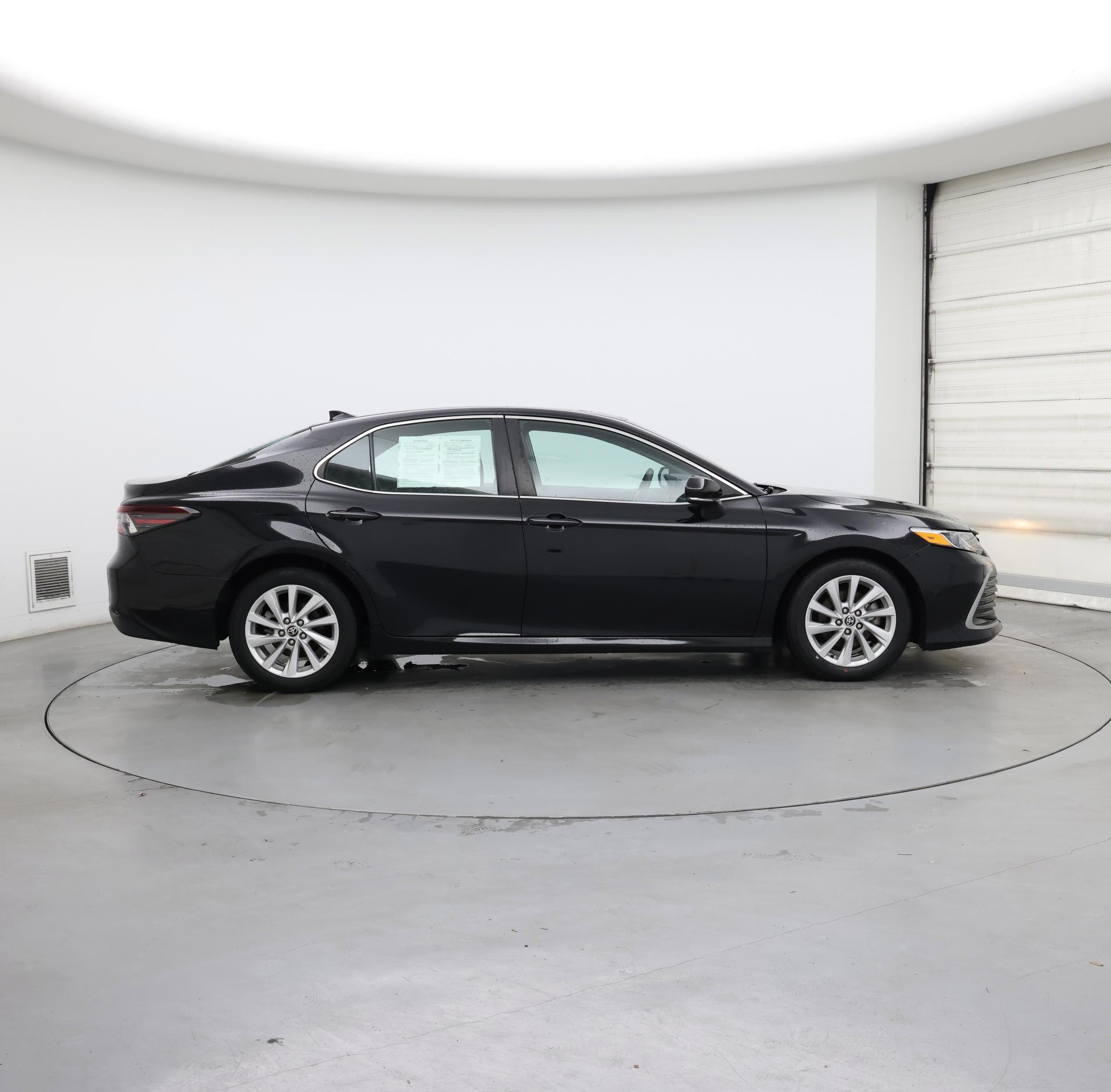 Thumbnail: 2023 Toyota Camry - 7