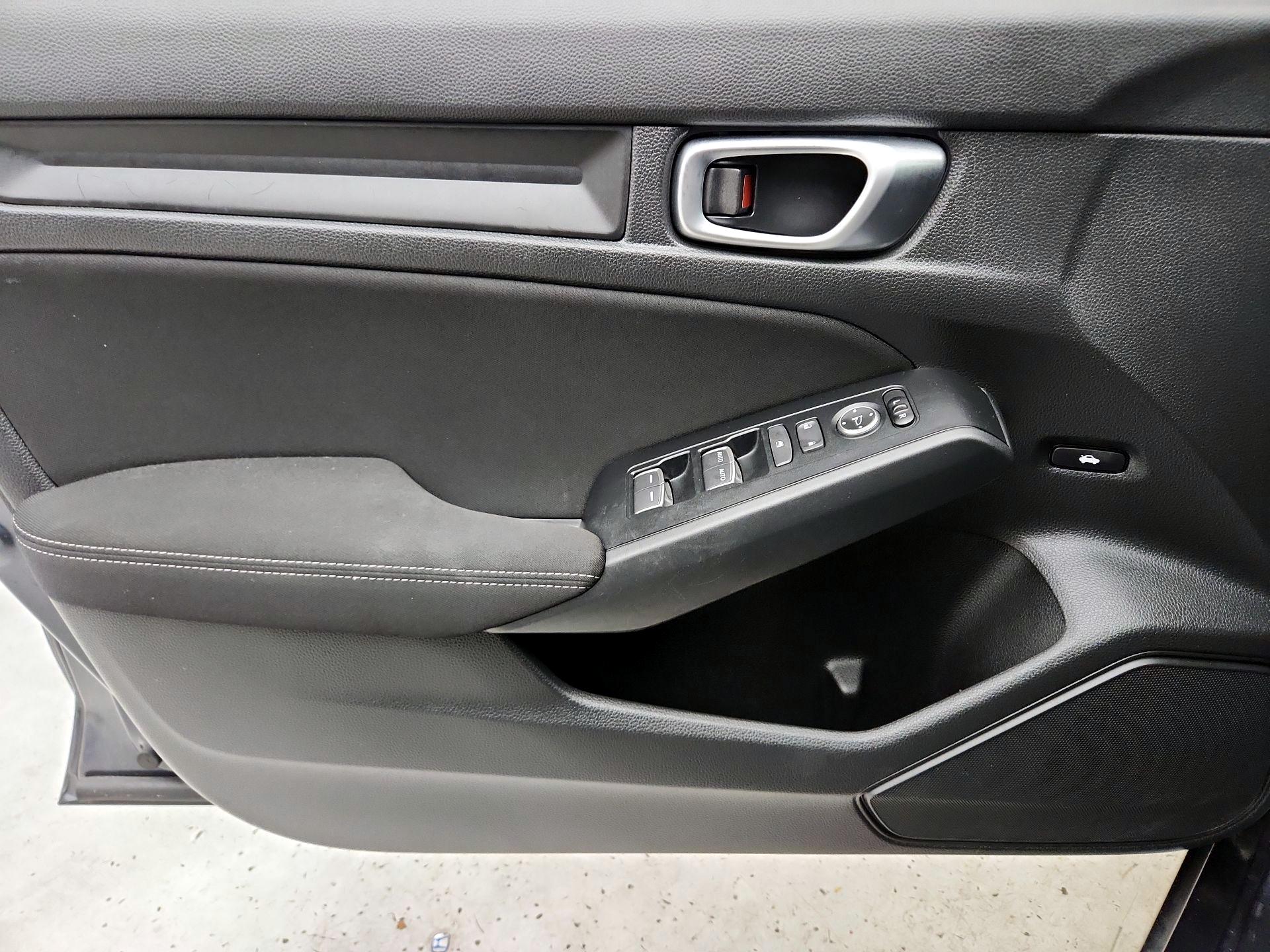 Thumbnail: 2024 Honda Civic - 12