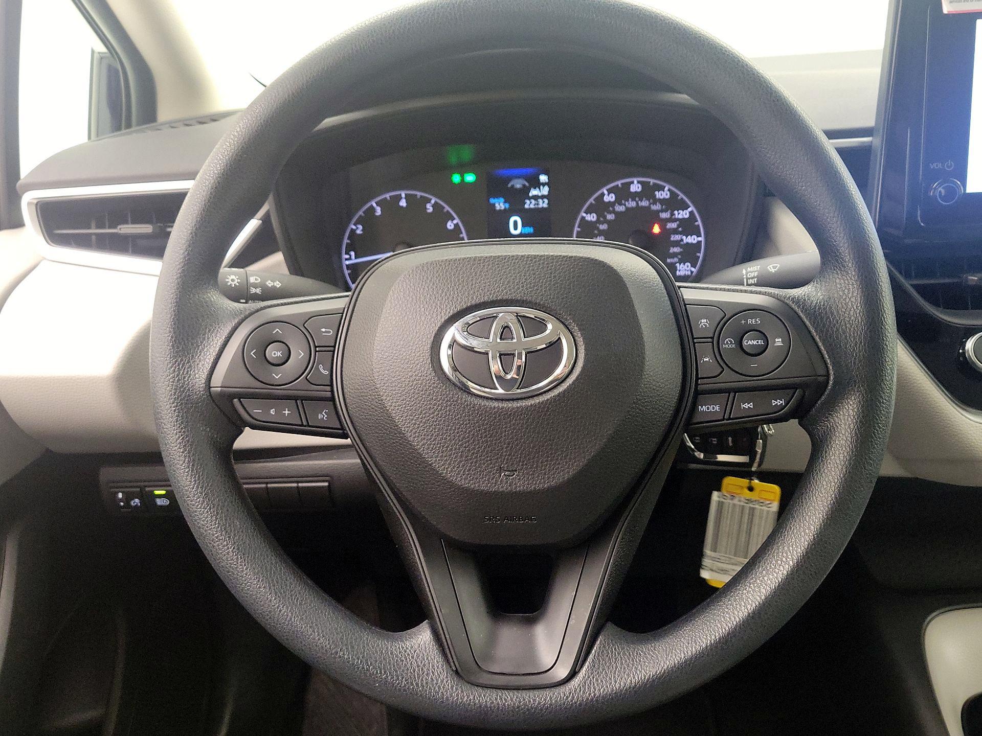 Thumbnail: 2023 Toyota Corolla - 10