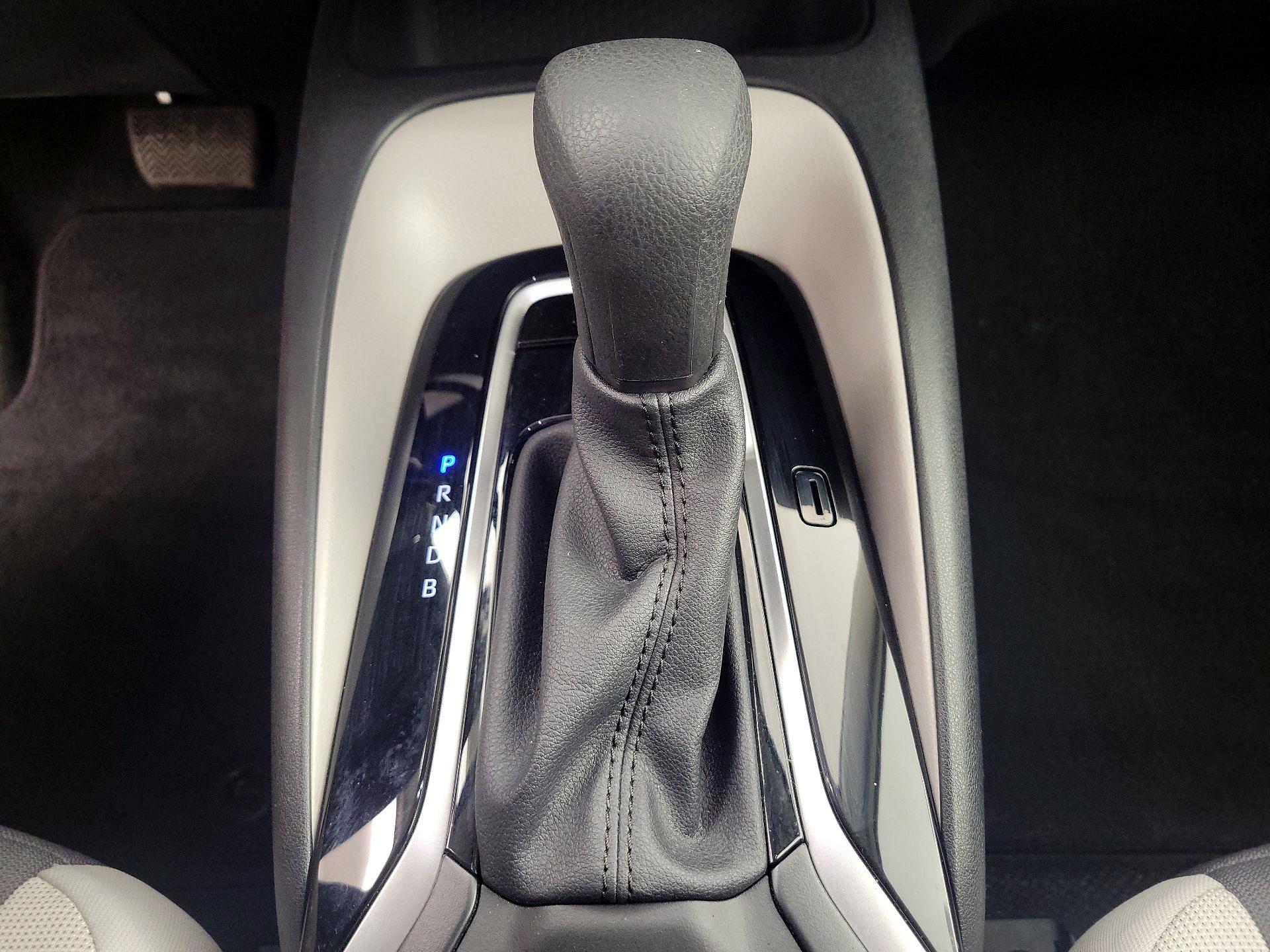 Thumbnail: 2023 Toyota Corolla - 17