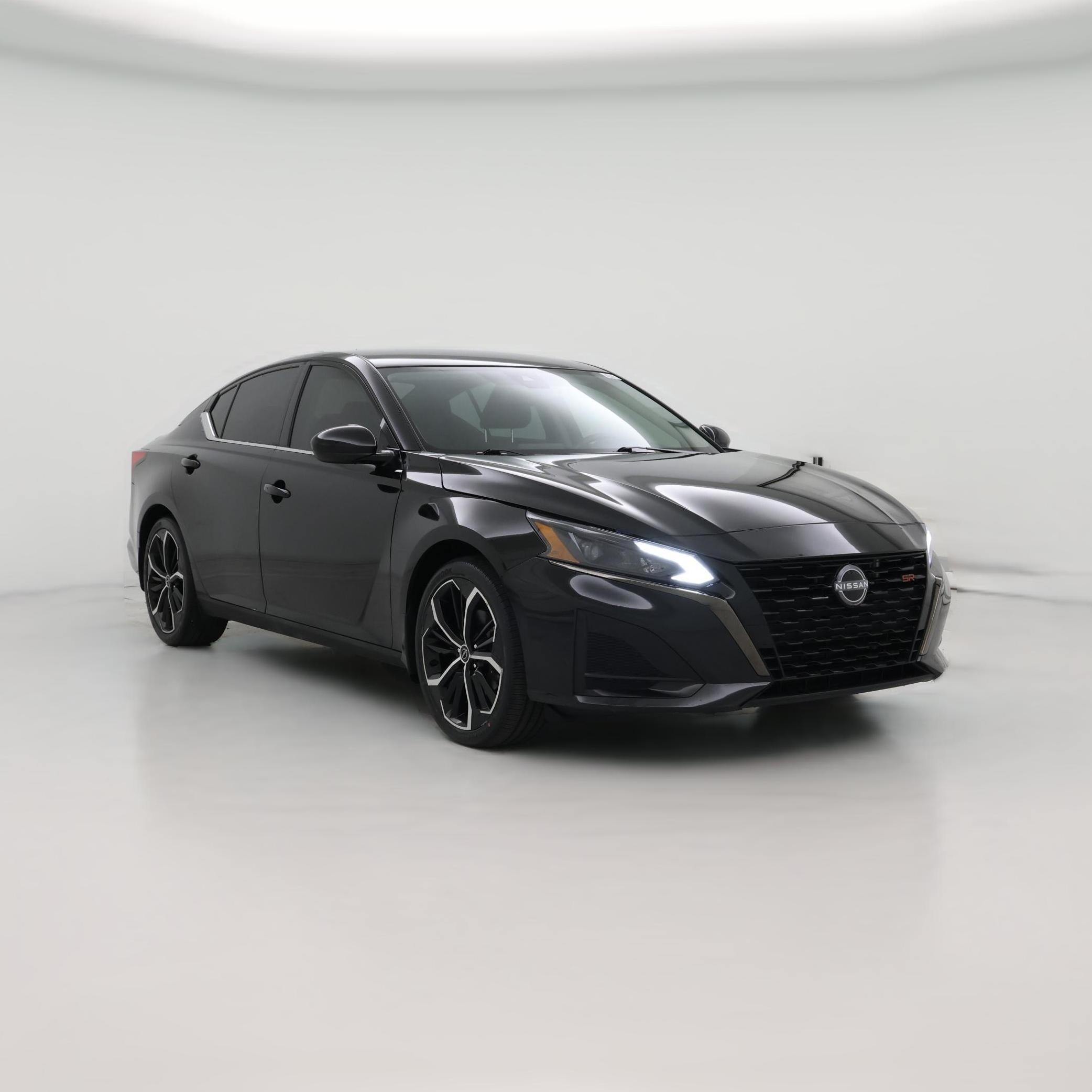 Thumbnail: 2023 Nissan Altima - 1