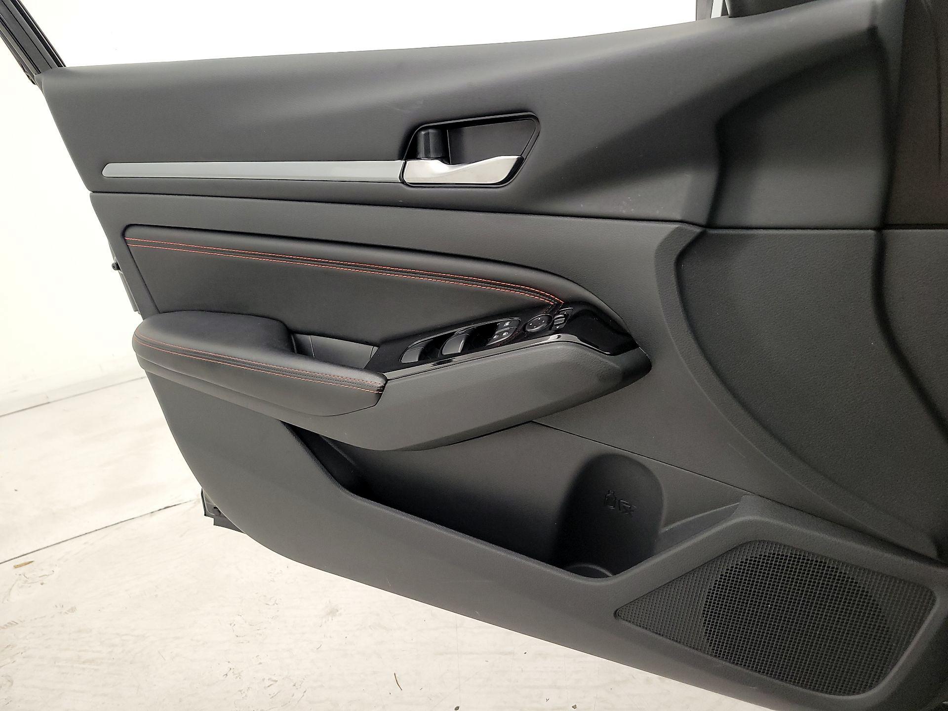 Thumbnail: 2023 Nissan Altima - 12