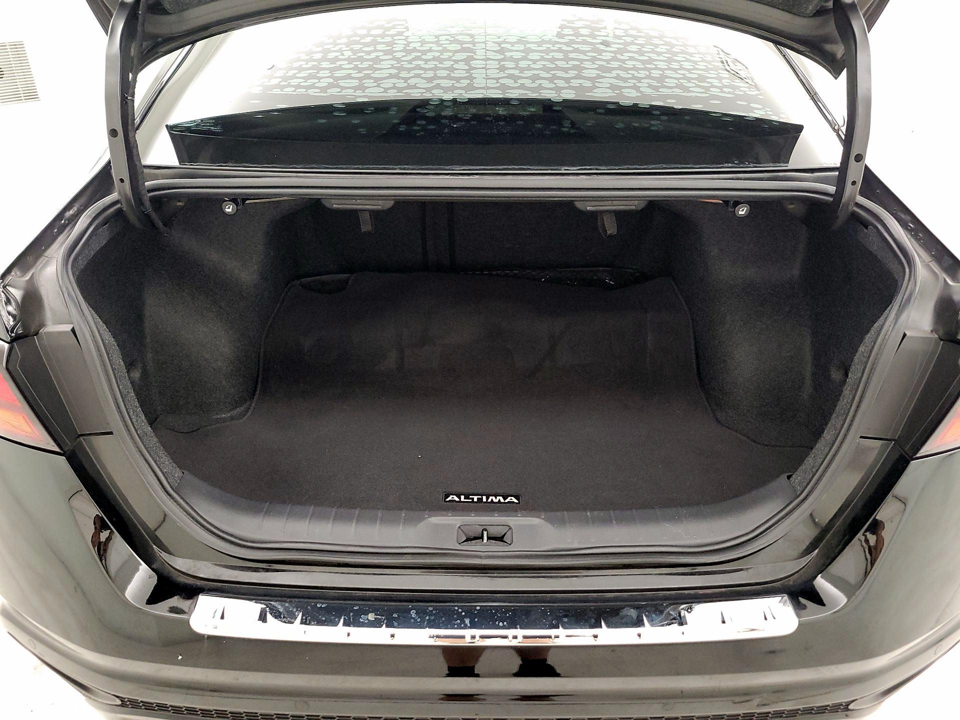 Thumbnail: 2023 Nissan Altima - 20