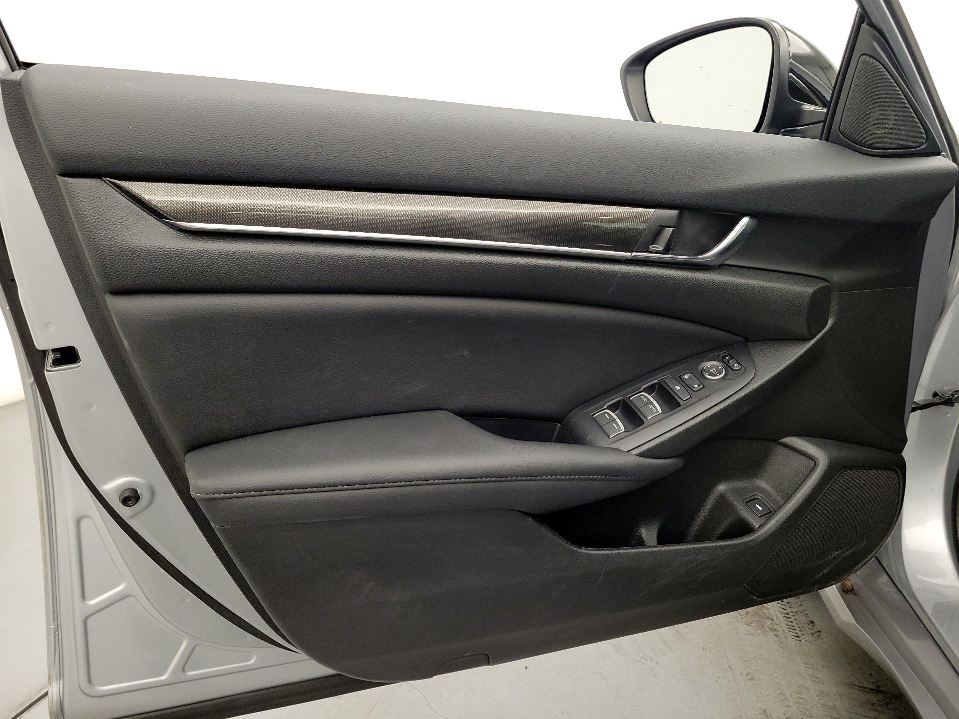 Thumbnail: 2022 Honda Accord - 12