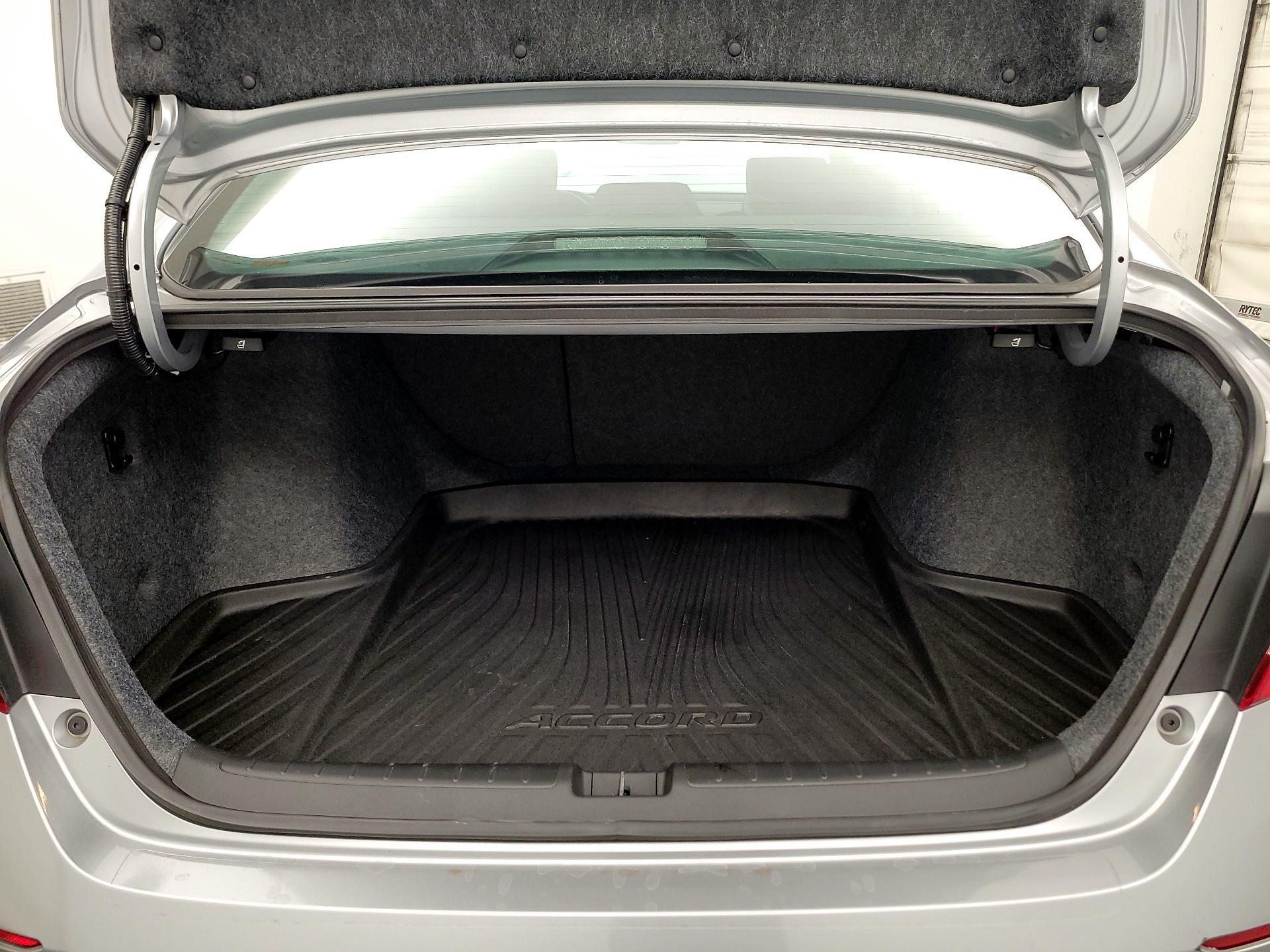 Thumbnail: 2022 Honda Accord - 16