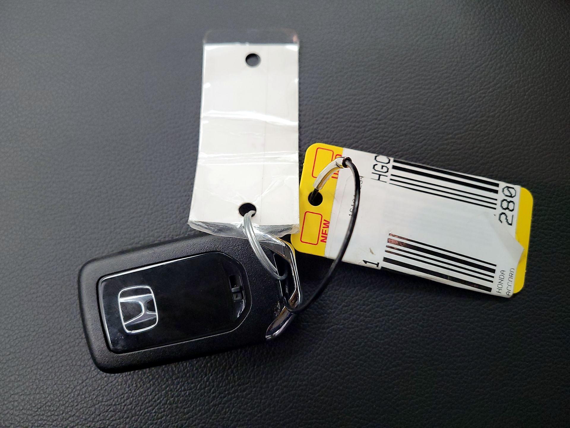 Thumbnail: 2022 Honda Accord - 18