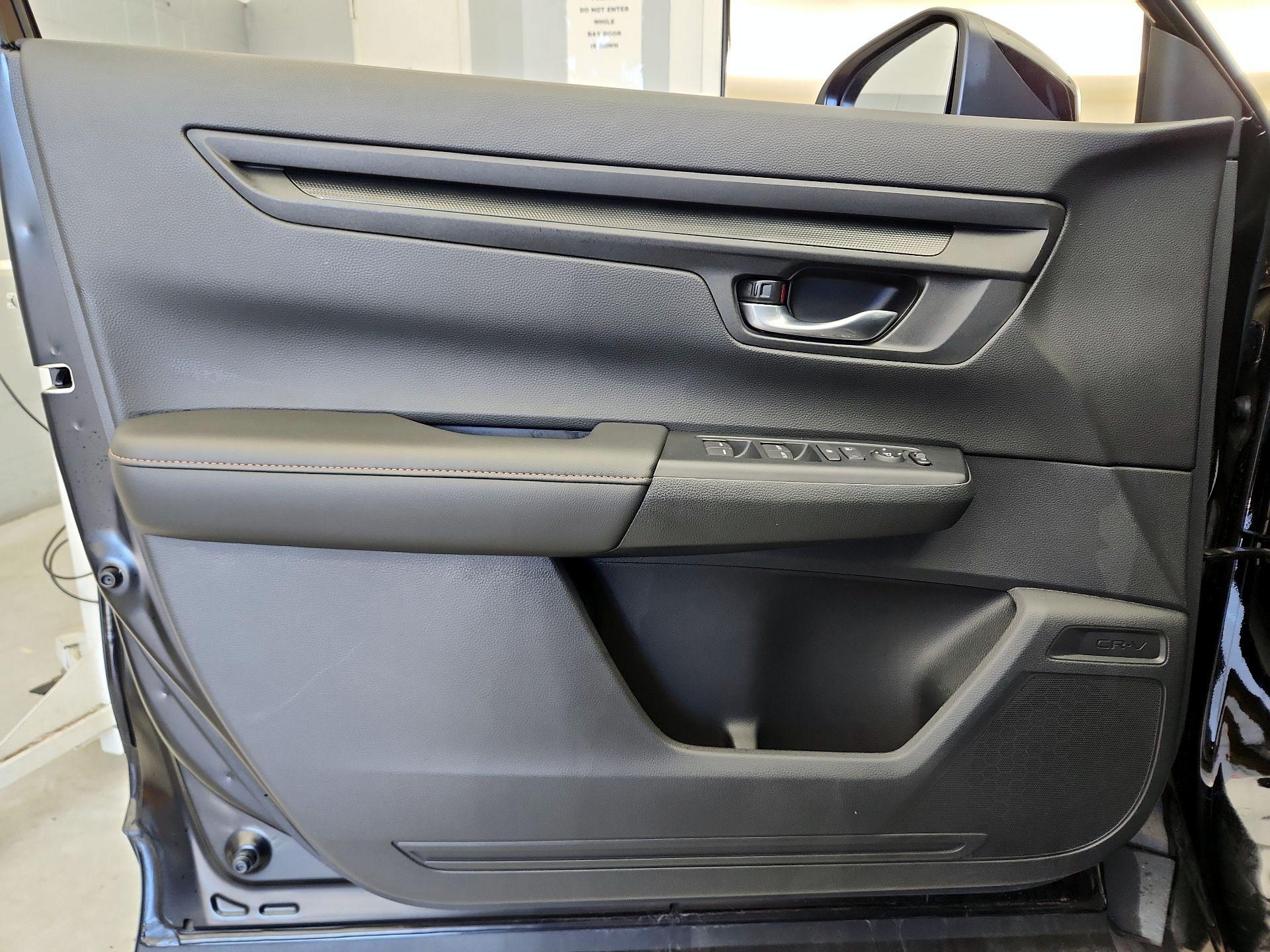 Thumbnail: 2023 Honda CR-V - 12