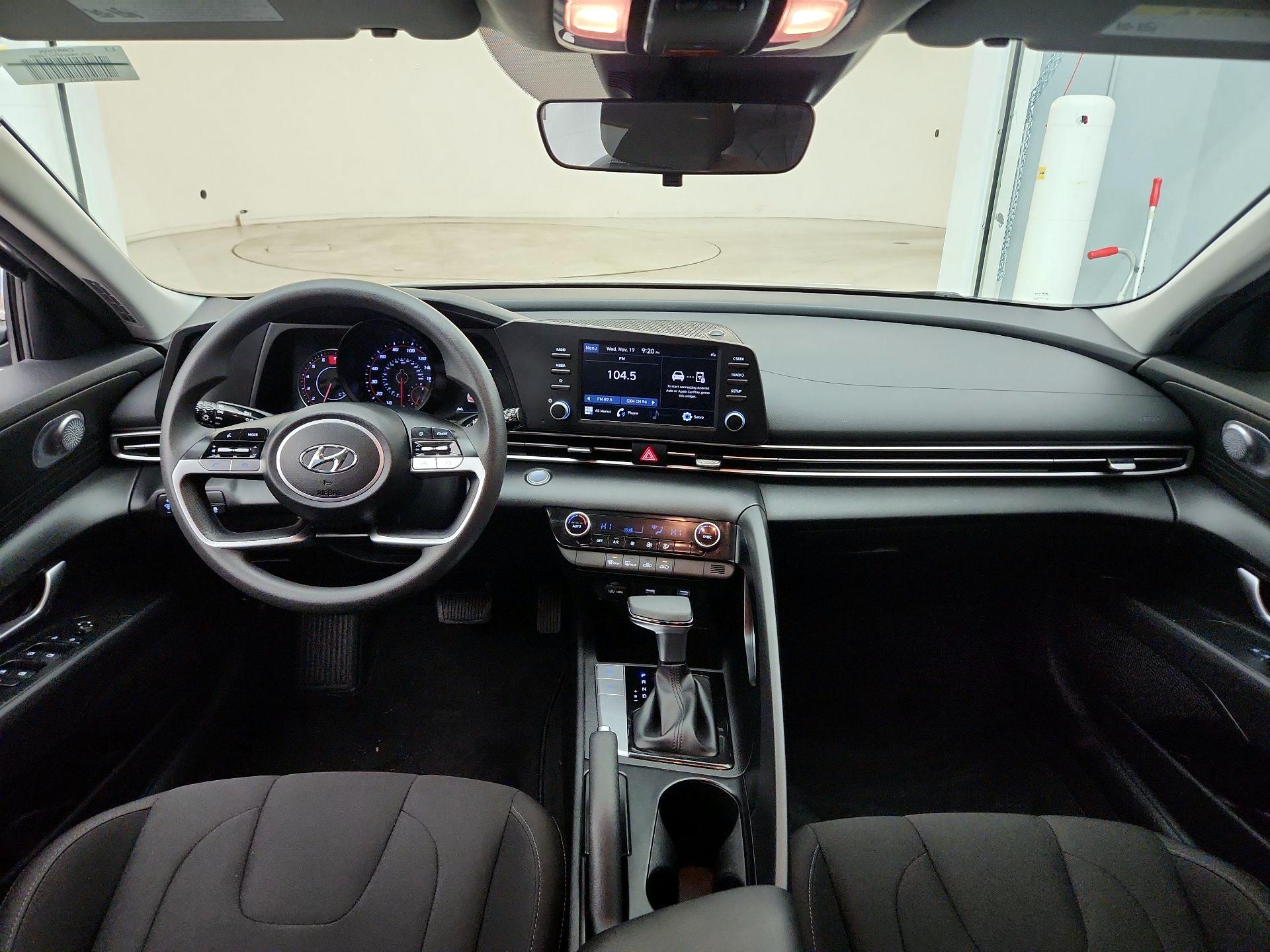 Thumbnail: 2023 Hyundai Elantra - 9