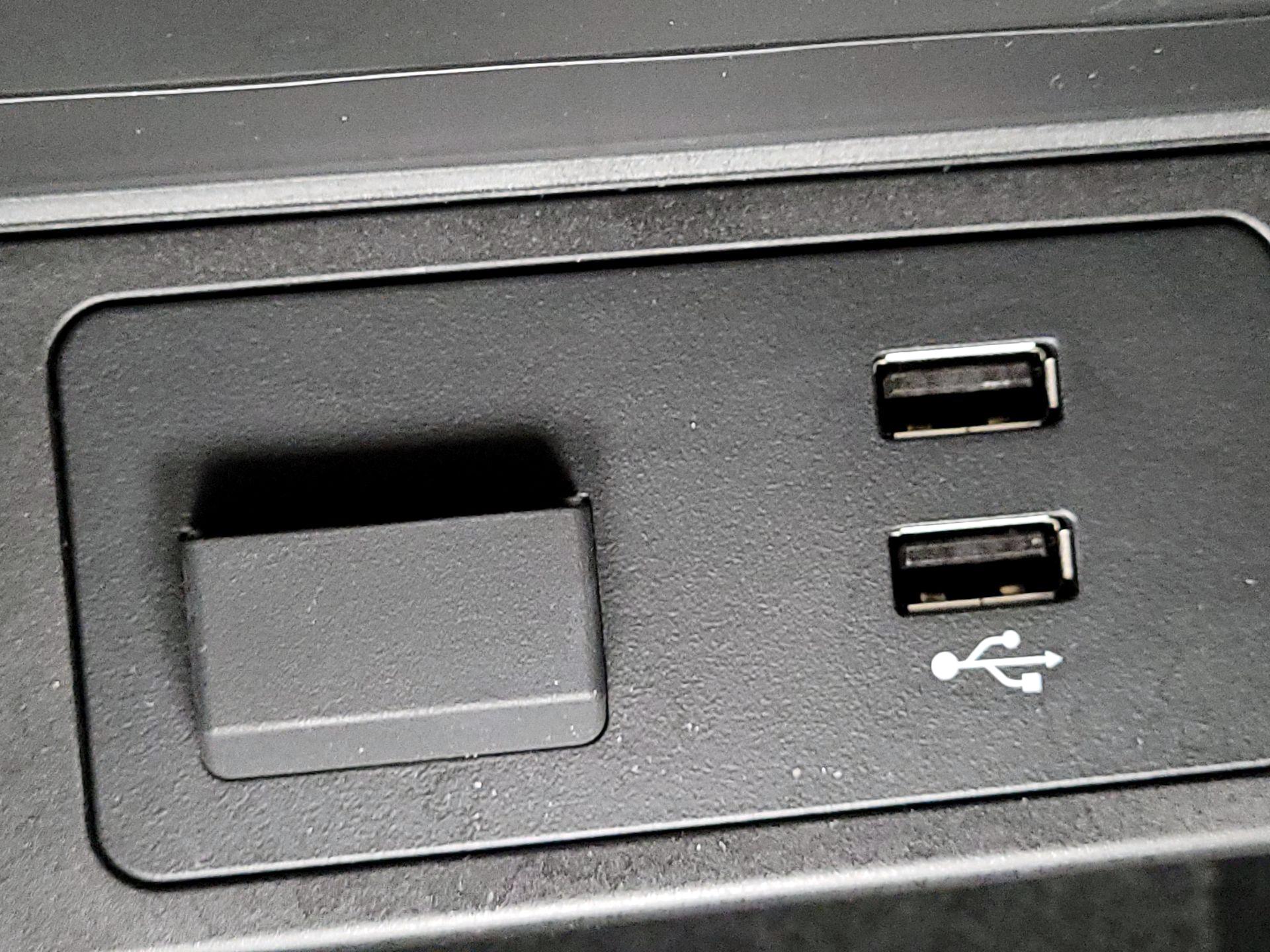 Thumbnail: 2023 Mazda CX-9 - 18