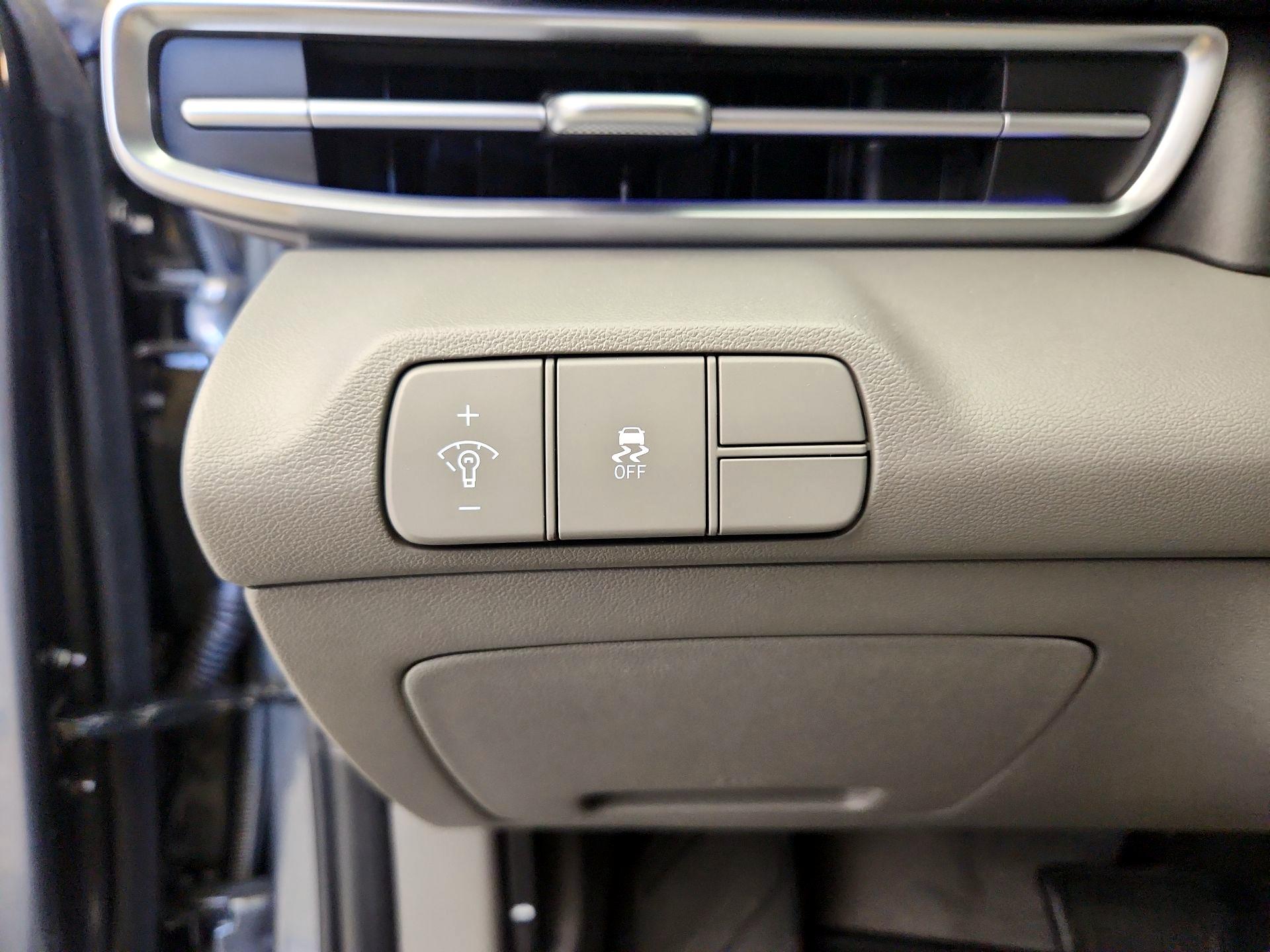 Thumbnail: 2024 Hyundai Elantra - 13