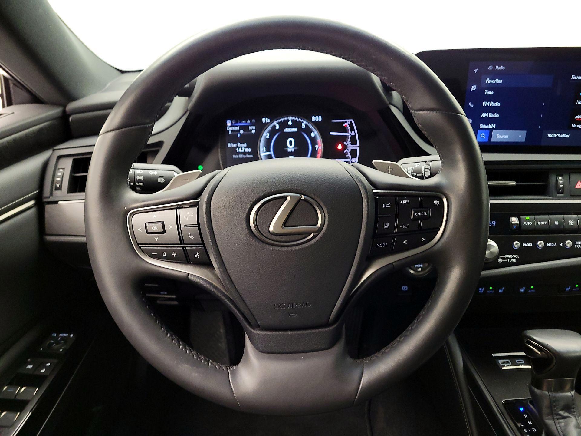 Thumbnail: 2023 Lexus ES - 10