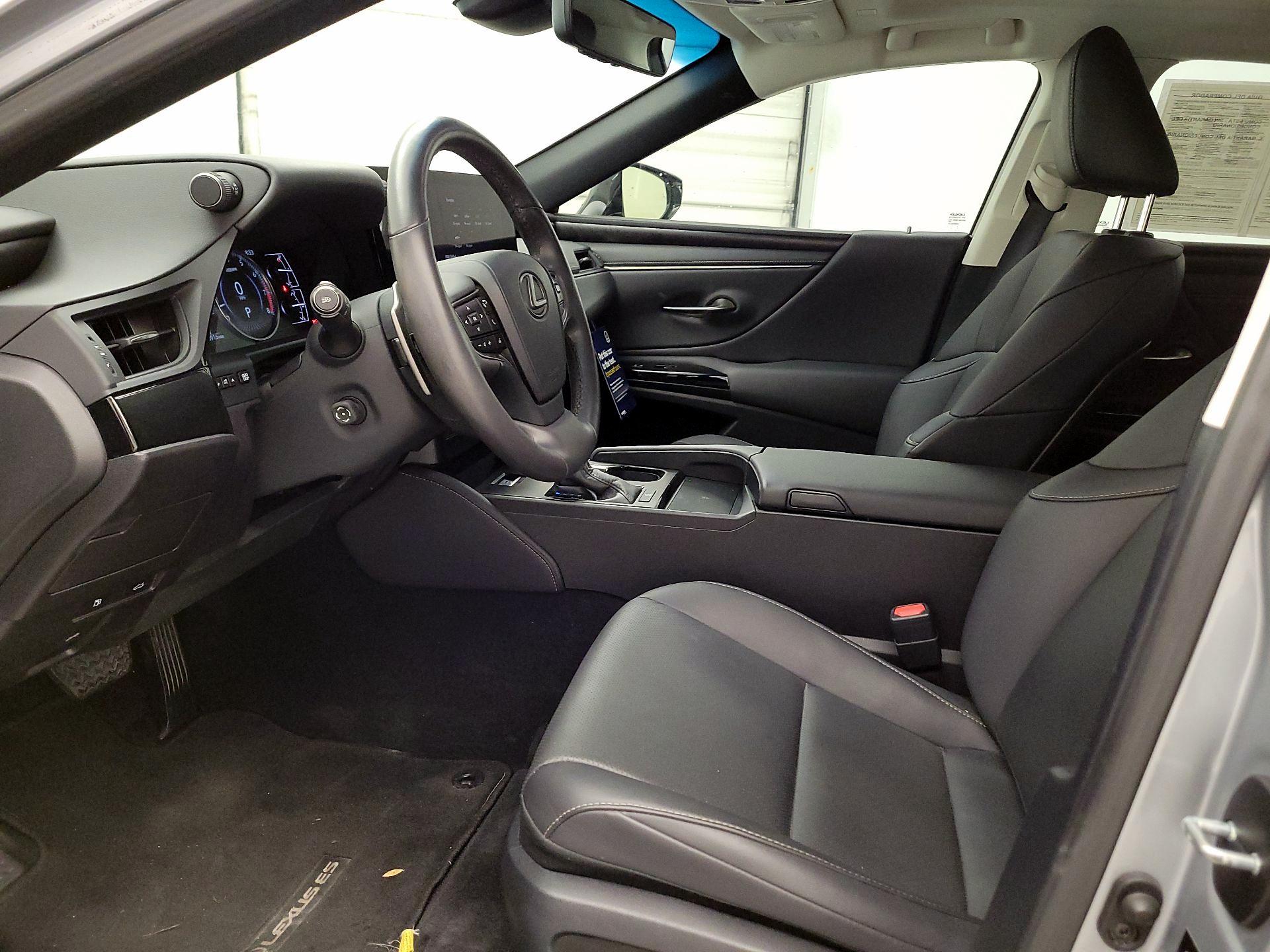 Thumbnail: 2023 Lexus ES - 11