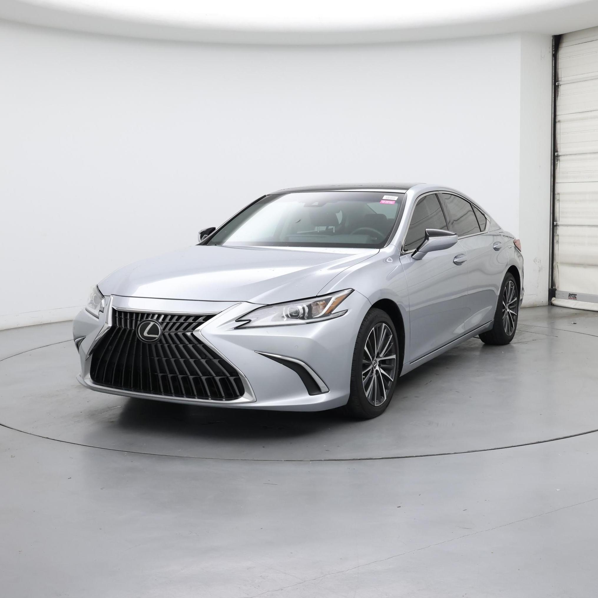 Thumbnail: 2023 Lexus ES - 4
