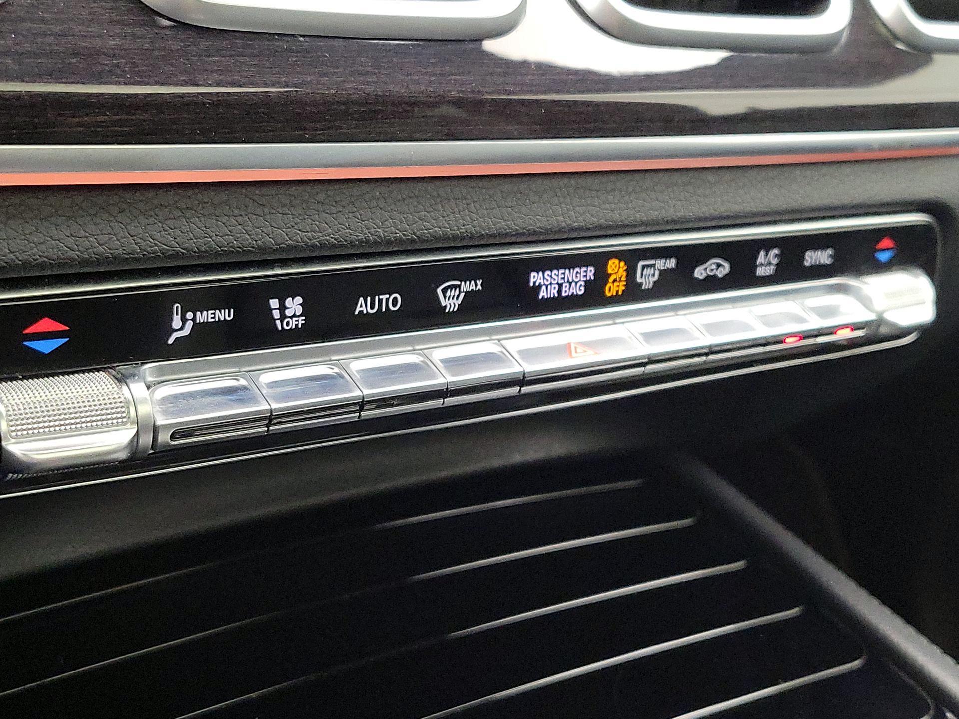 Thumbnail: 2020 Mercedes-Benz GLE - 16