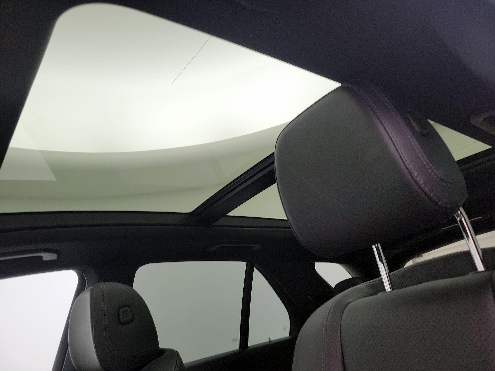 Thumbnail: 2020 Mercedes-Benz GLE - 18