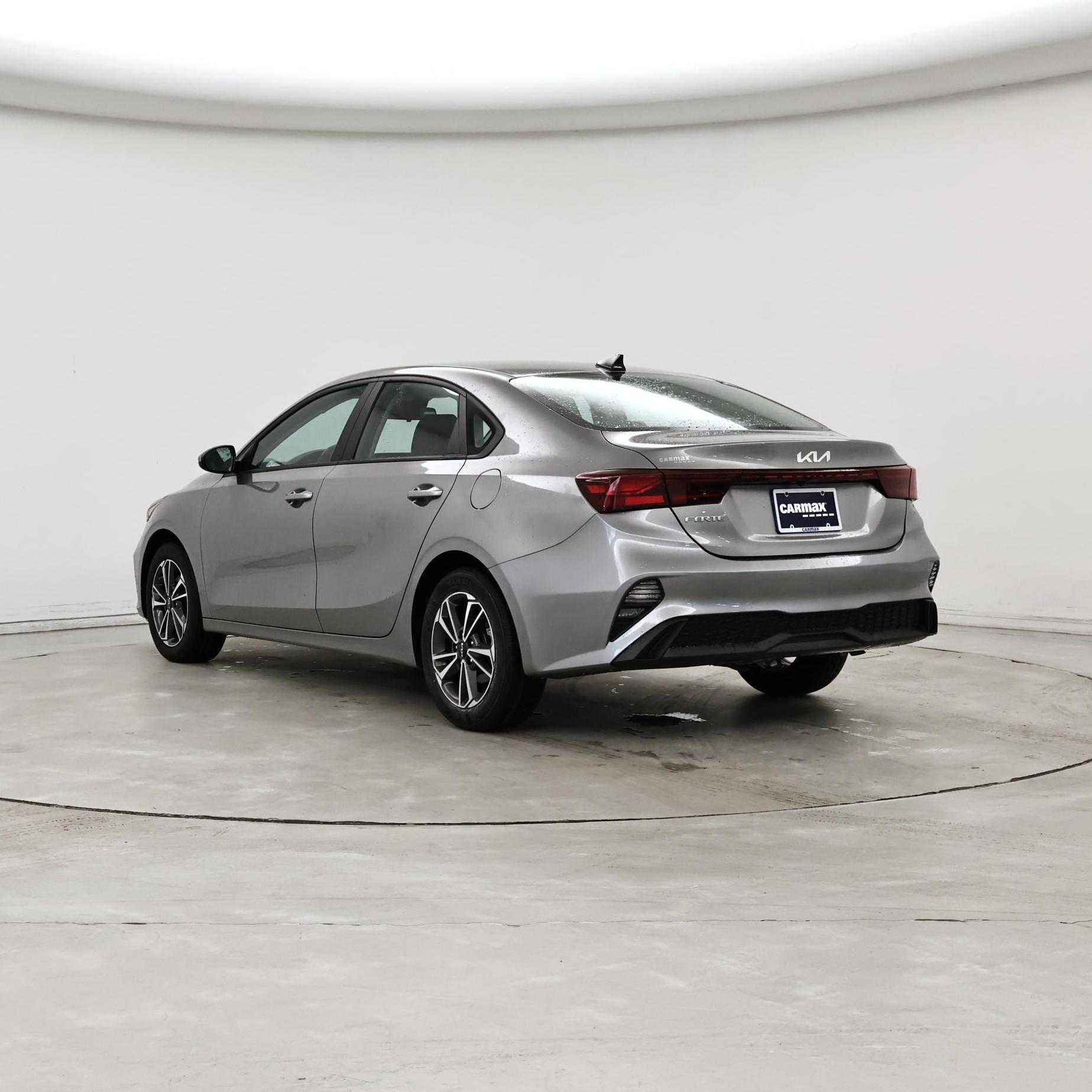 Thumbnail: 2023 Kia Forte - 2