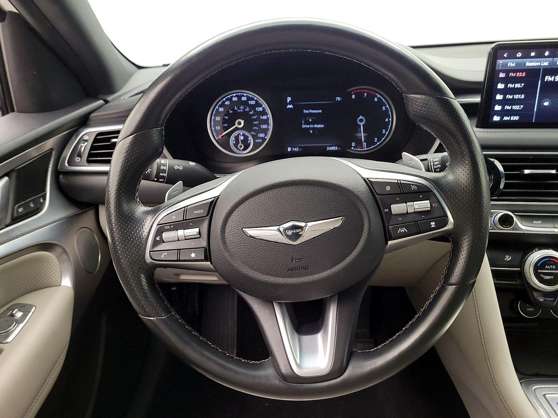 Thumbnail: 2022 Genesis G70 - 10