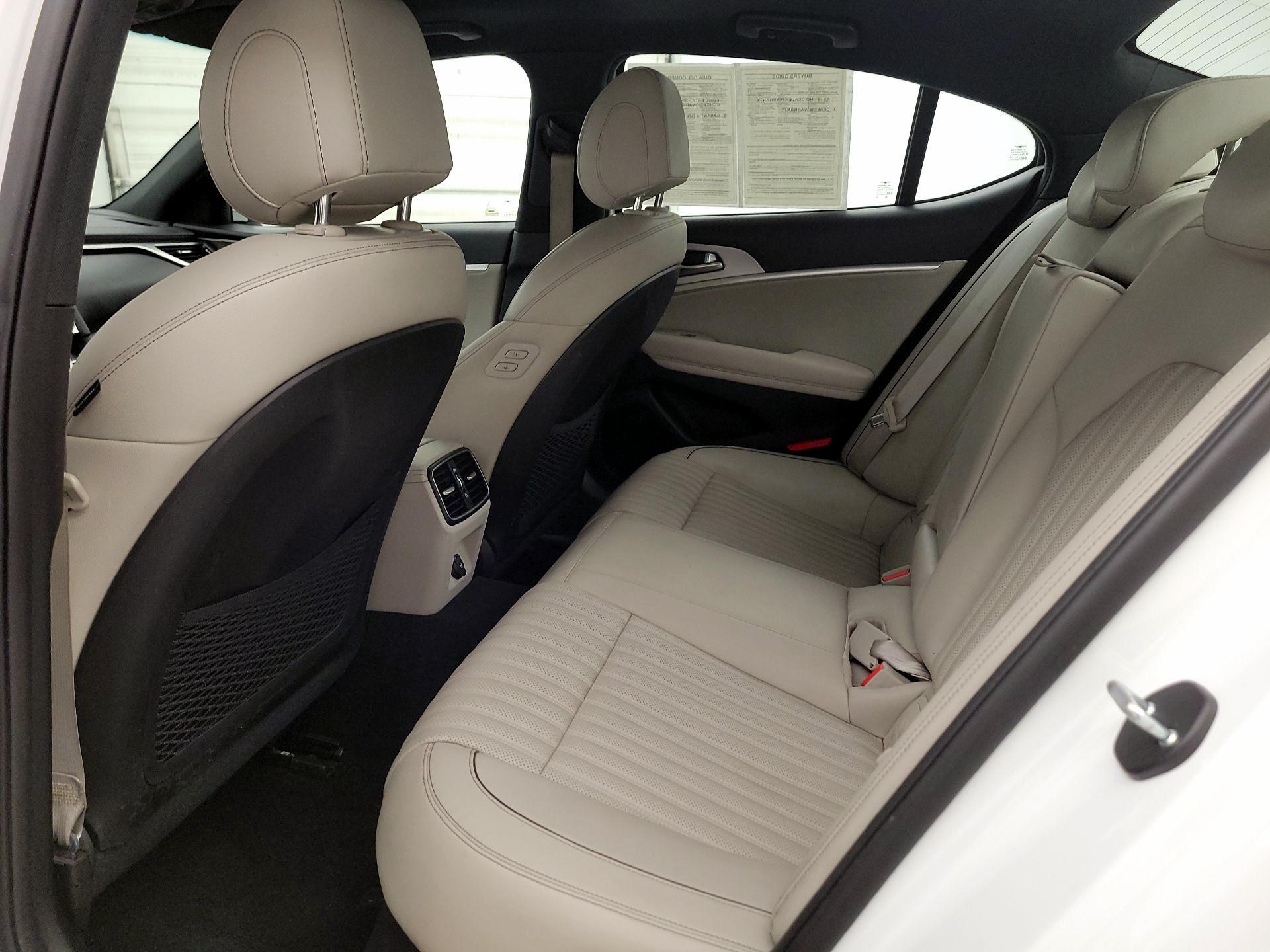 Thumbnail: 2022 Genesis G70 - 19