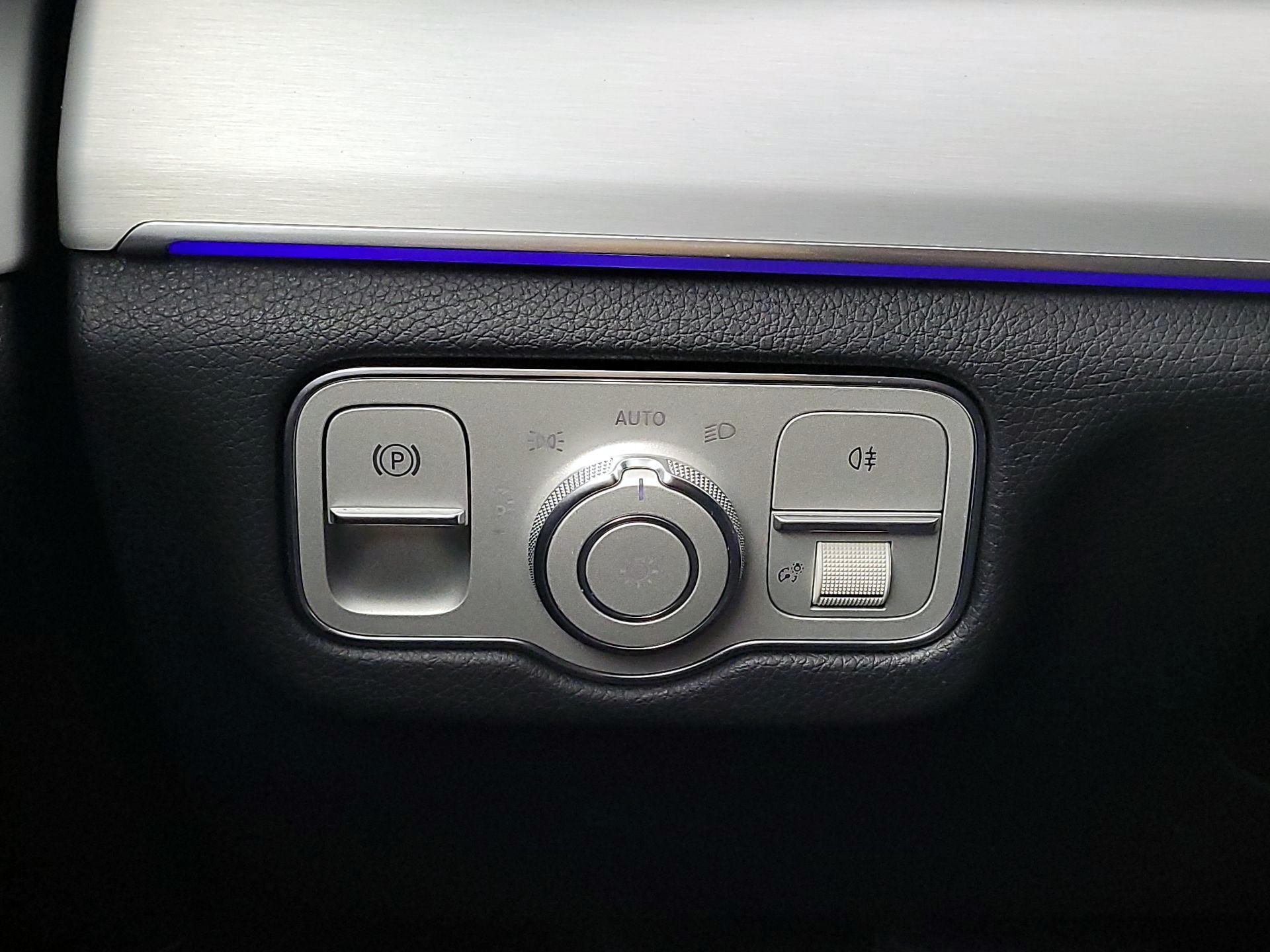 Thumbnail: 2020 Mercedes-Benz GLE - 13