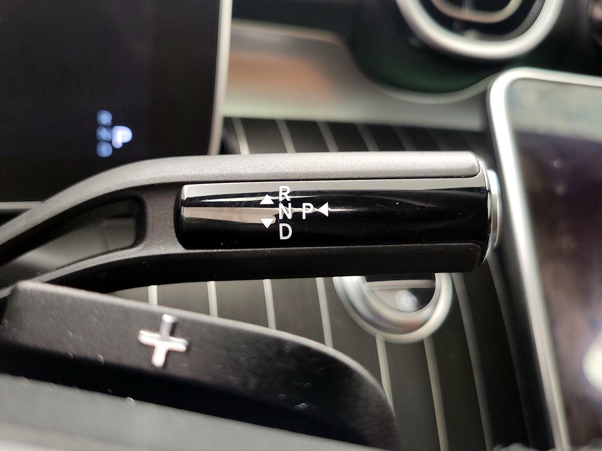 Thumbnail: 2024 Mercedes-Benz C-Class - 18