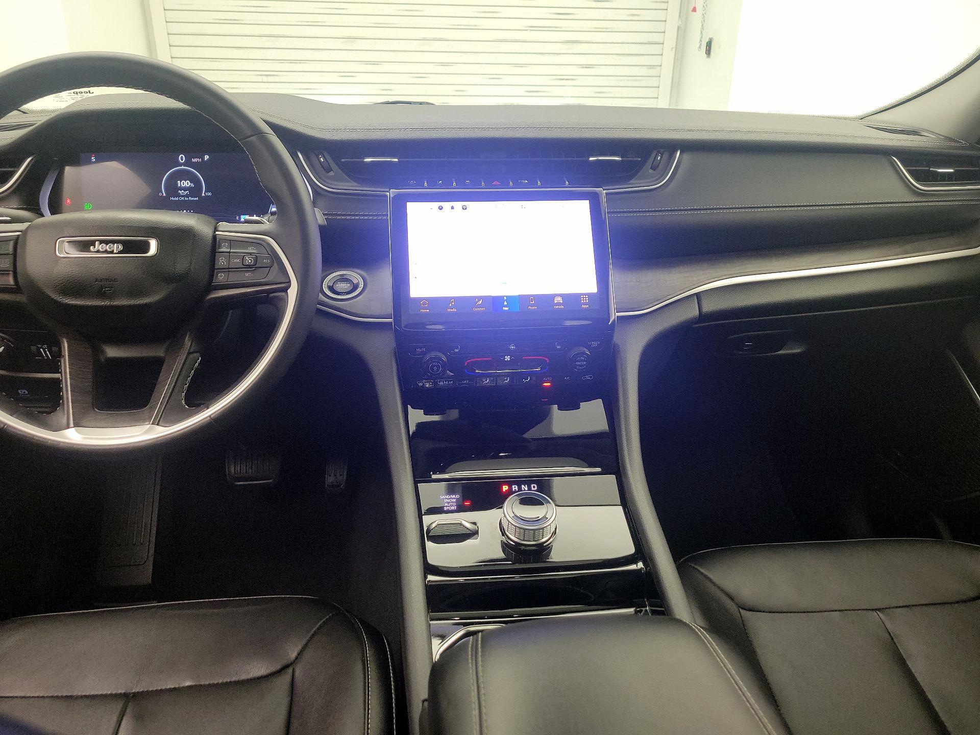 Thumbnail: 2022 Jeep Grand Cherokee - 9