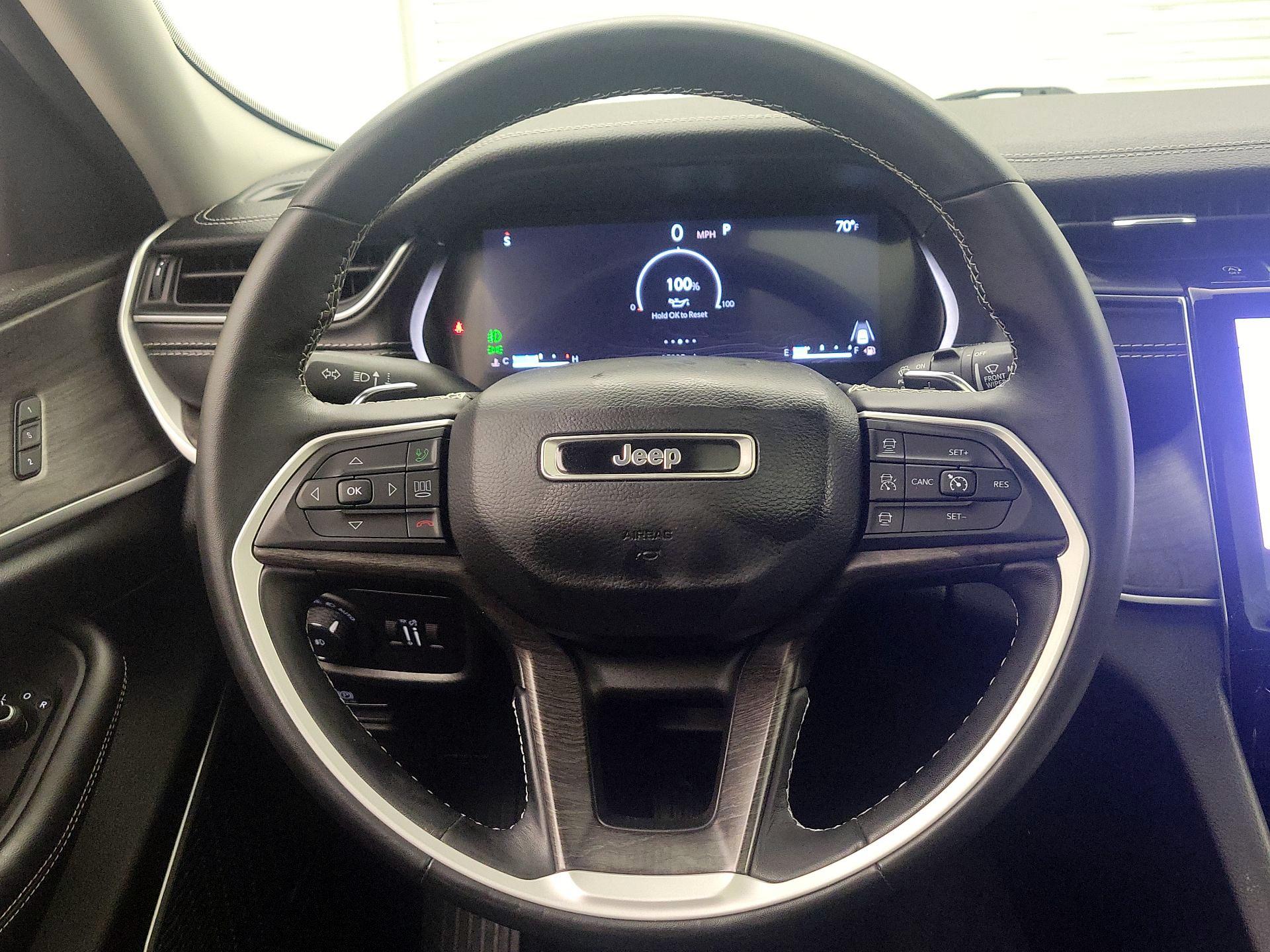 Thumbnail: 2022 Jeep Grand Cherokee - 10