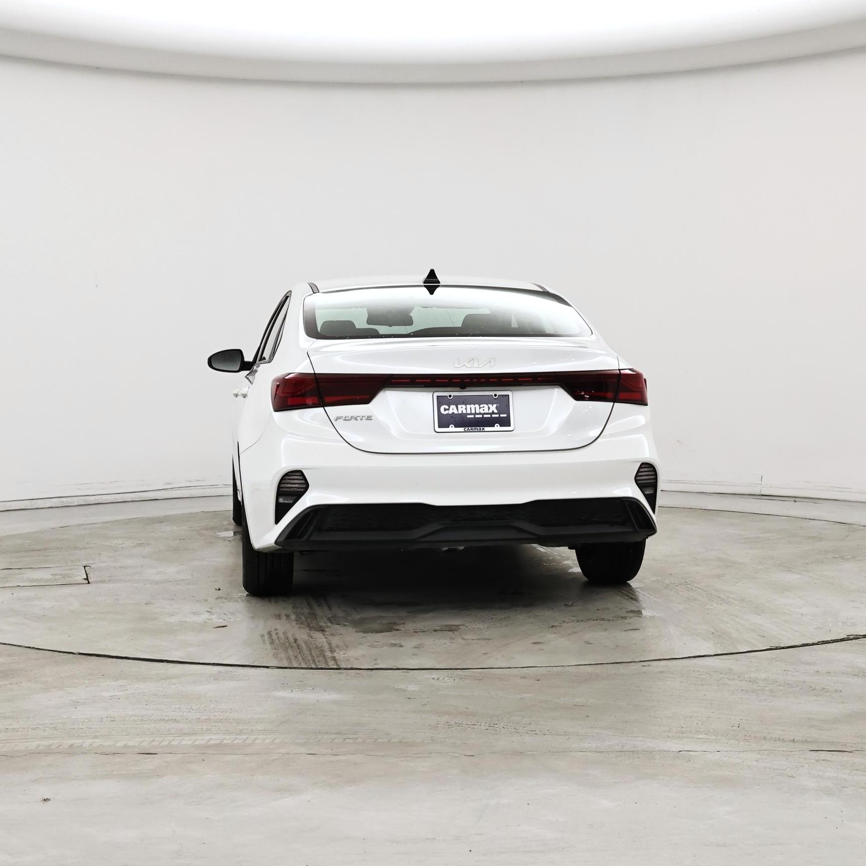 Thumbnail: 2024 Kia Forte - 6