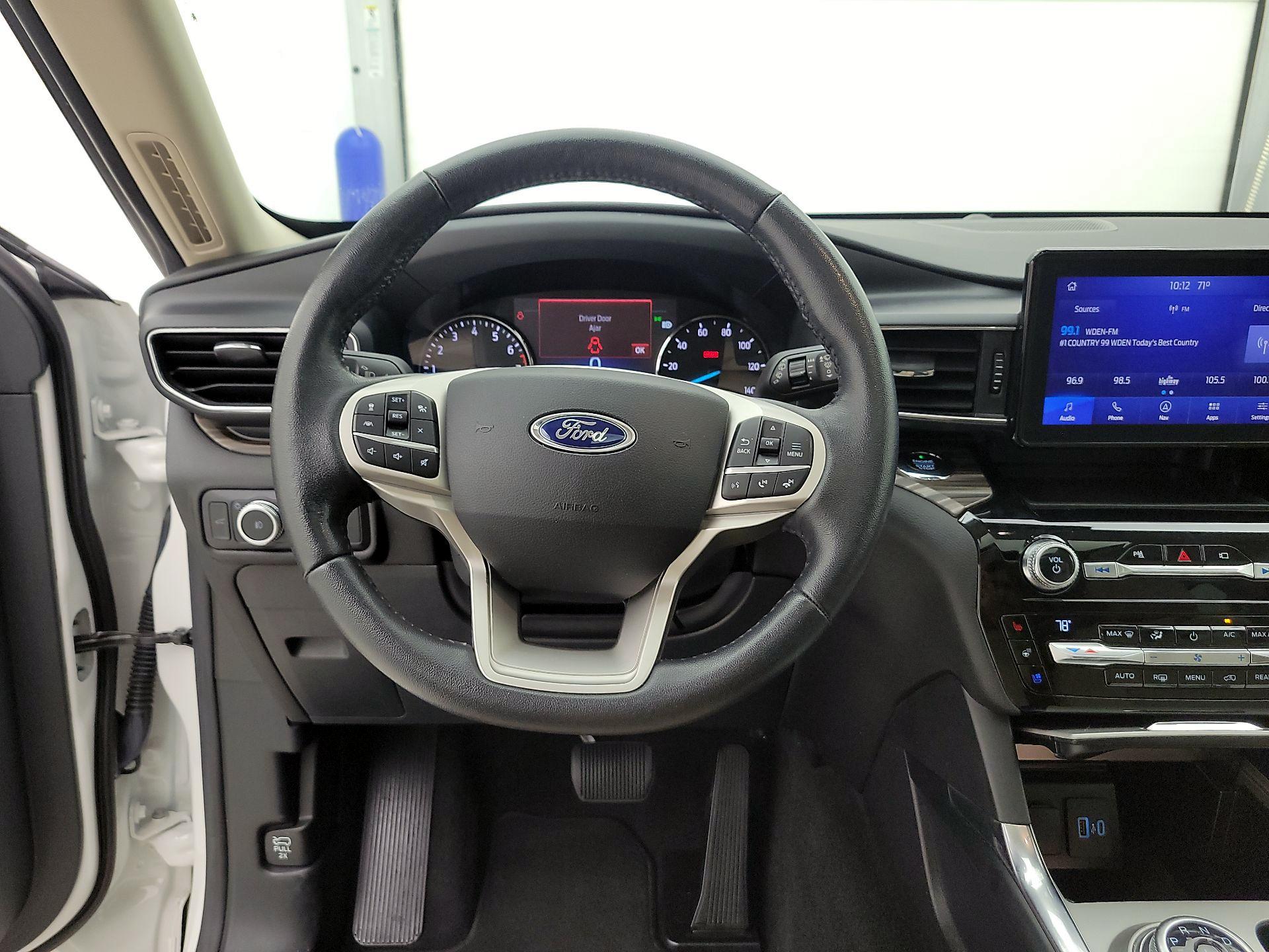 Thumbnail: 2021 Ford Explorer - 10