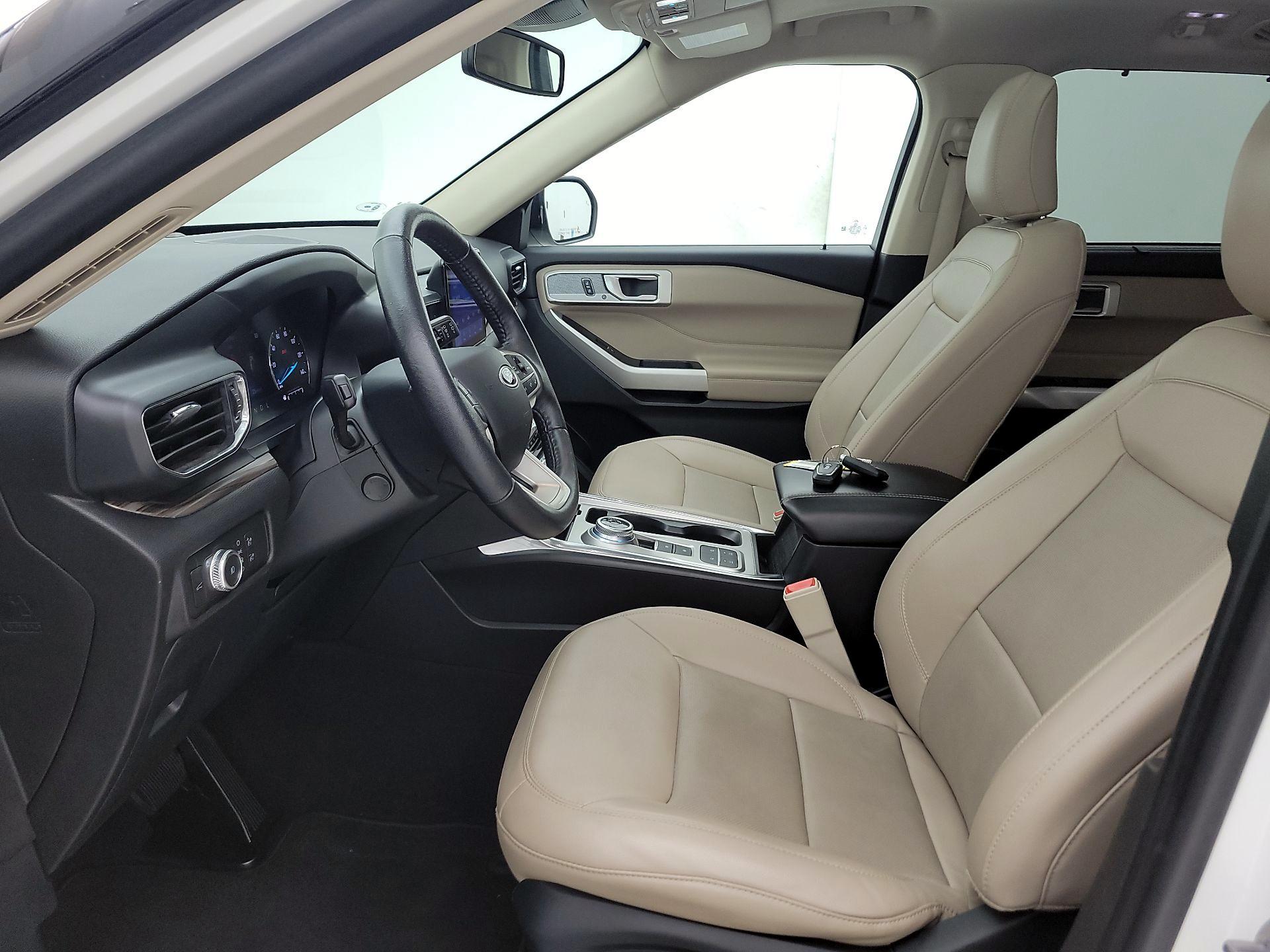 Thumbnail: 2021 Ford Explorer - 11