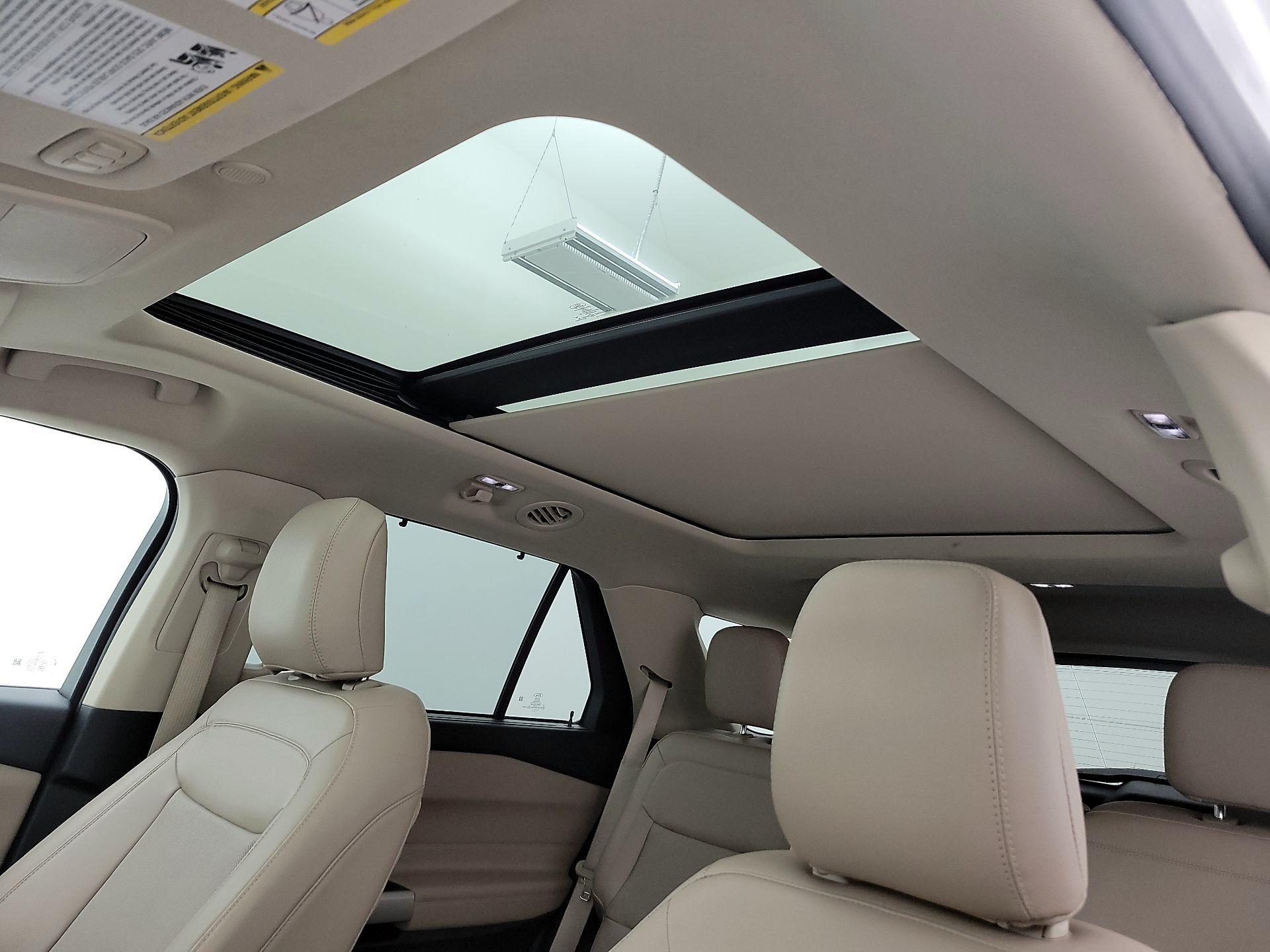 Thumbnail: 2021 Ford Explorer - 18