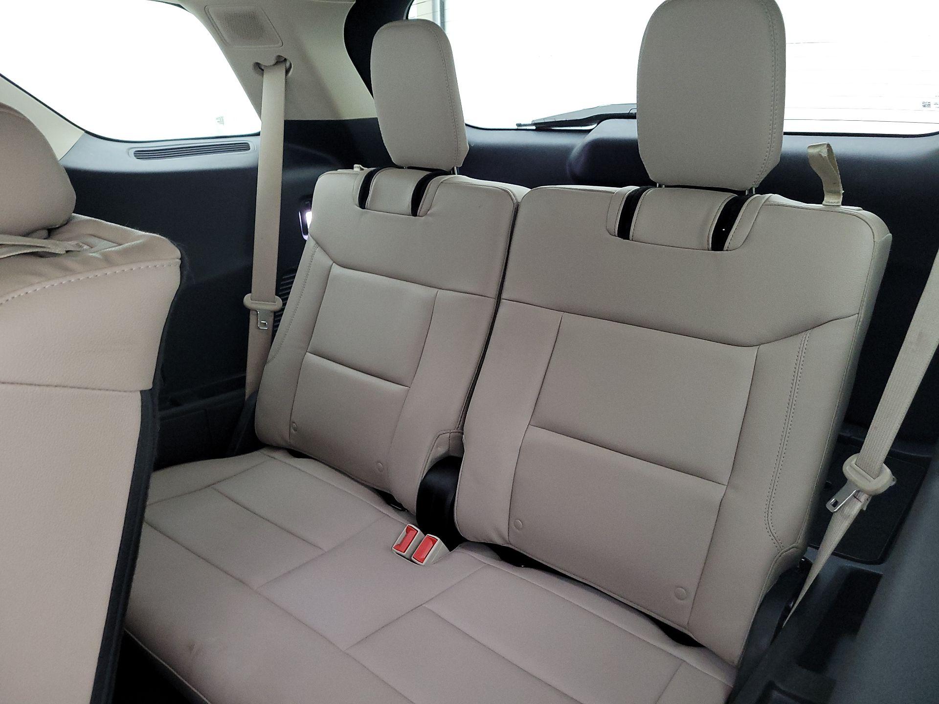 Thumbnail: 2021 Ford Explorer - 20