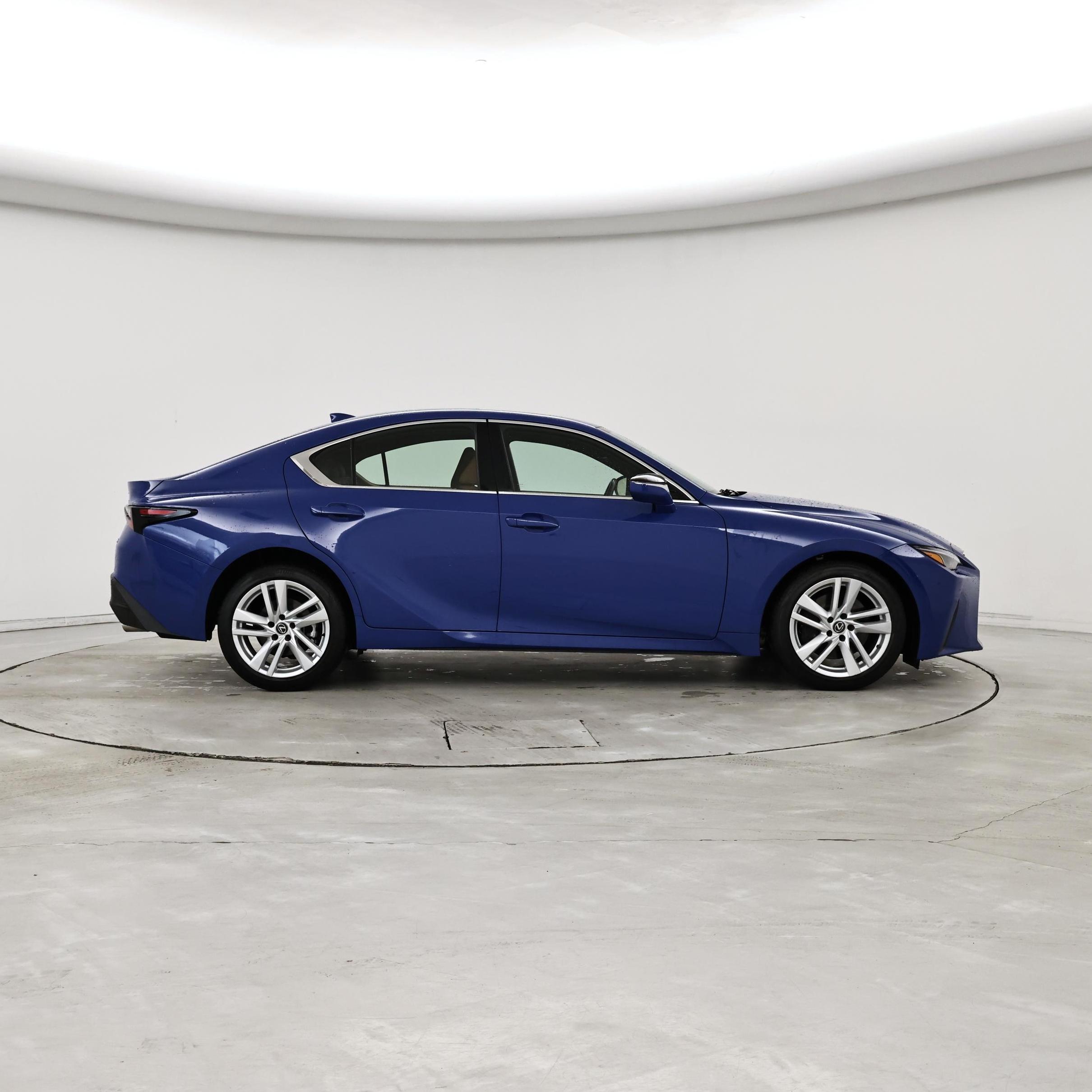 Thumbnail: 2023 Lexus IS - 7