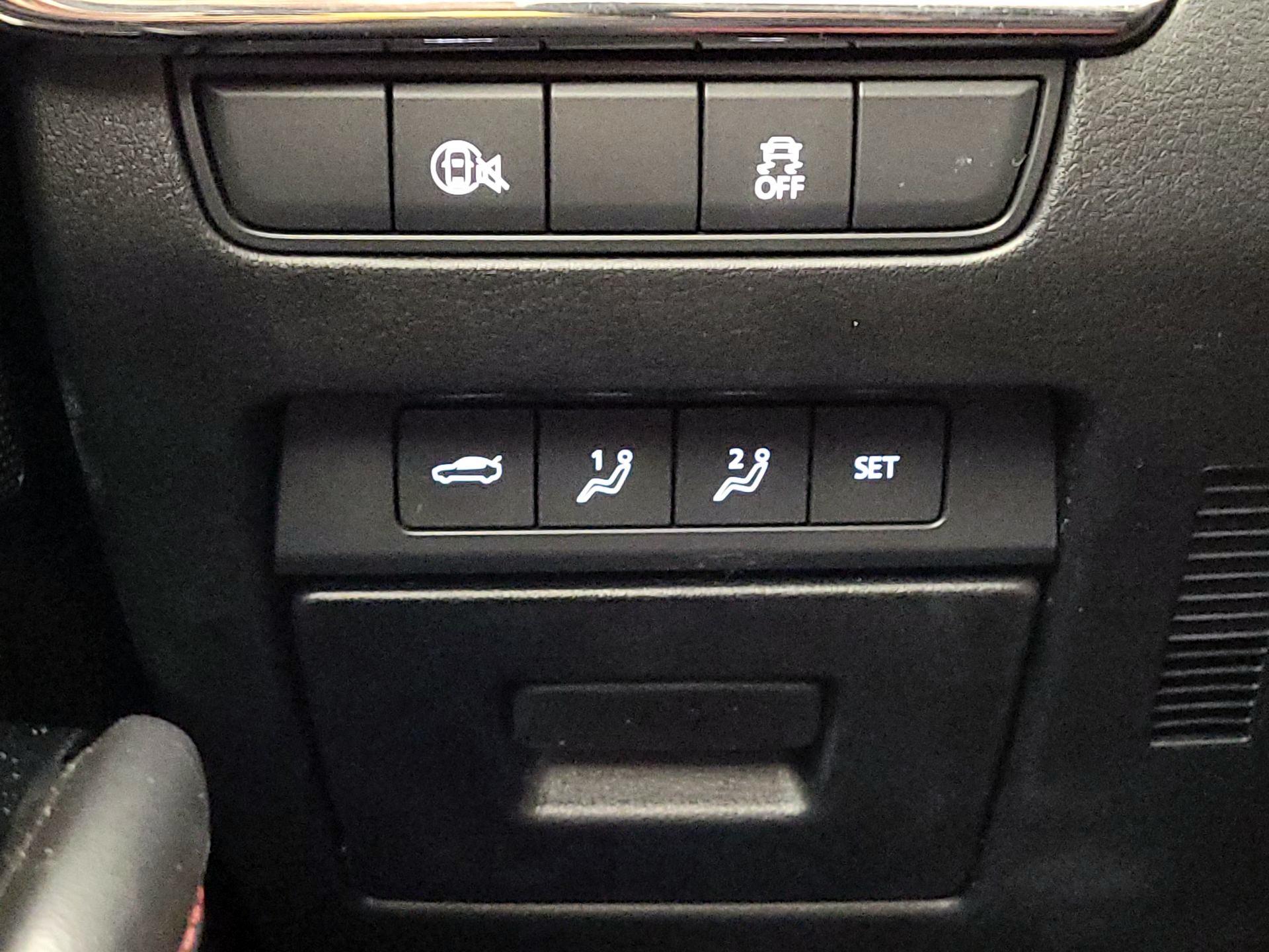 Thumbnail: 2024 Mazda Mazda3 - 13