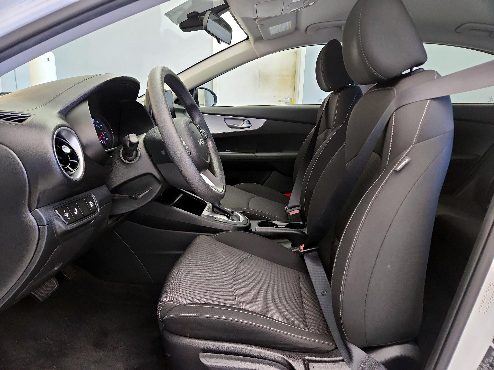 Thumbnail: 2023 Kia Forte - 11