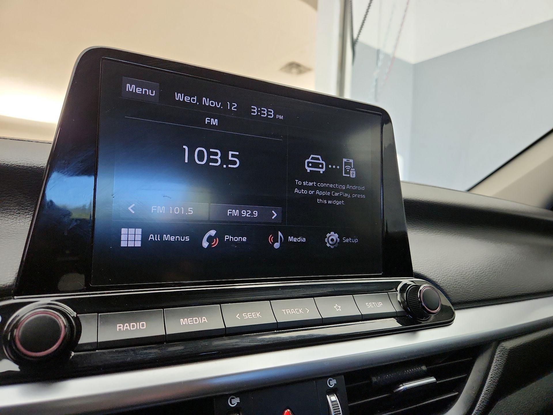 Thumbnail: 2023 Kia Forte - 15