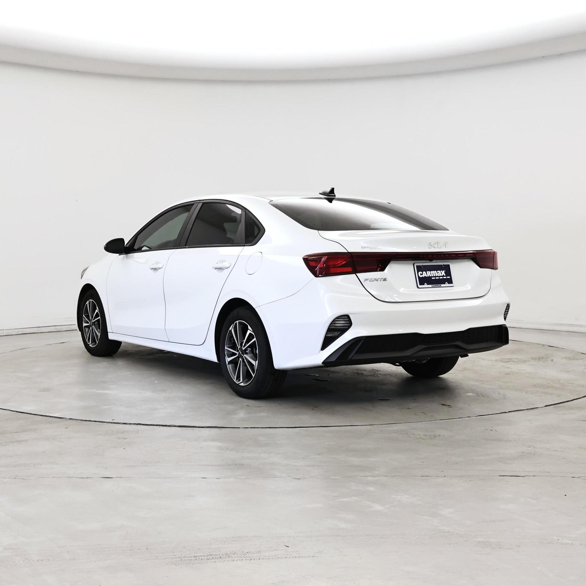 Thumbnail: 2023 Kia Forte - 2